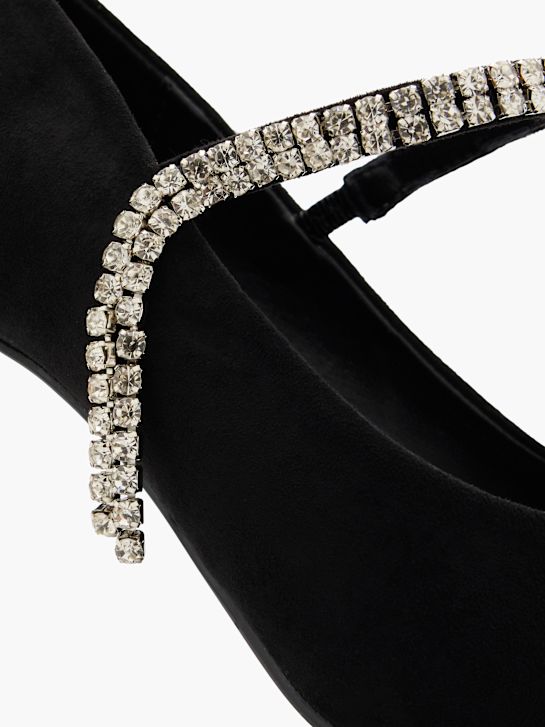 Czółenka z zapięciem