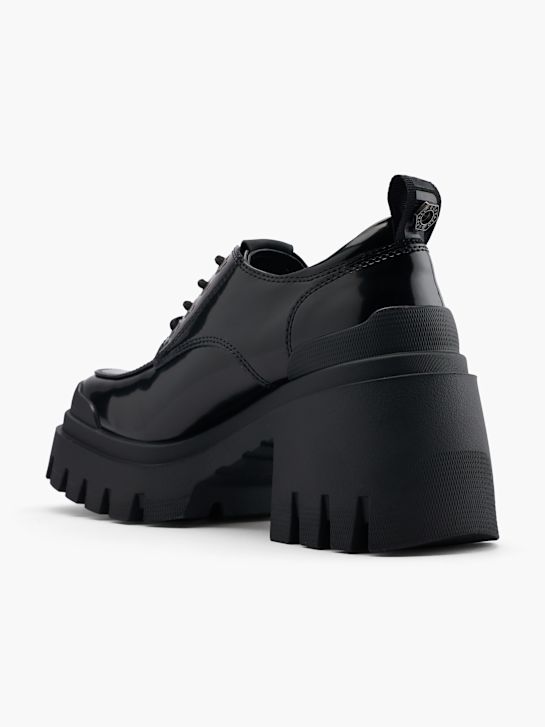 Czółenka z zabudowanym przodem