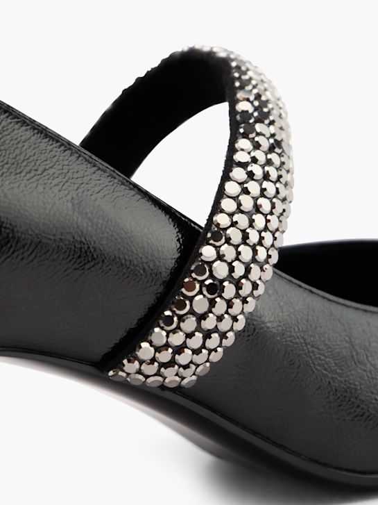 Czółenka z zapięciem