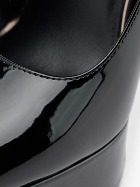 Mary Jane Czółenka z zapięciem