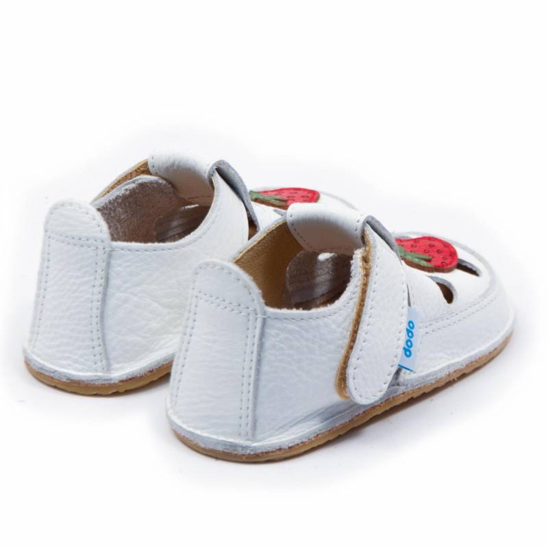 Sanda Capsunica/  Alb