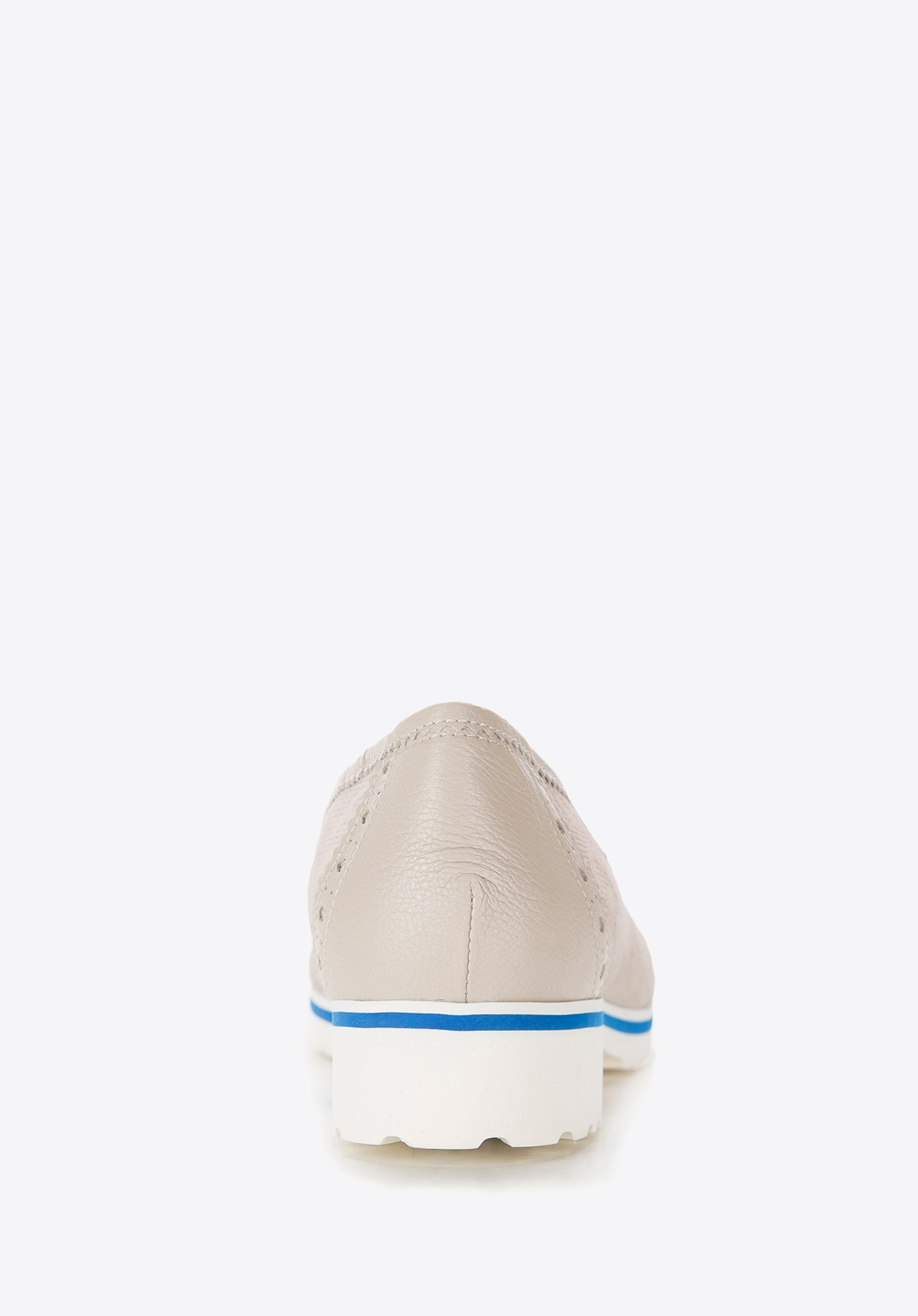 Baleriny nubukowe ażurowe