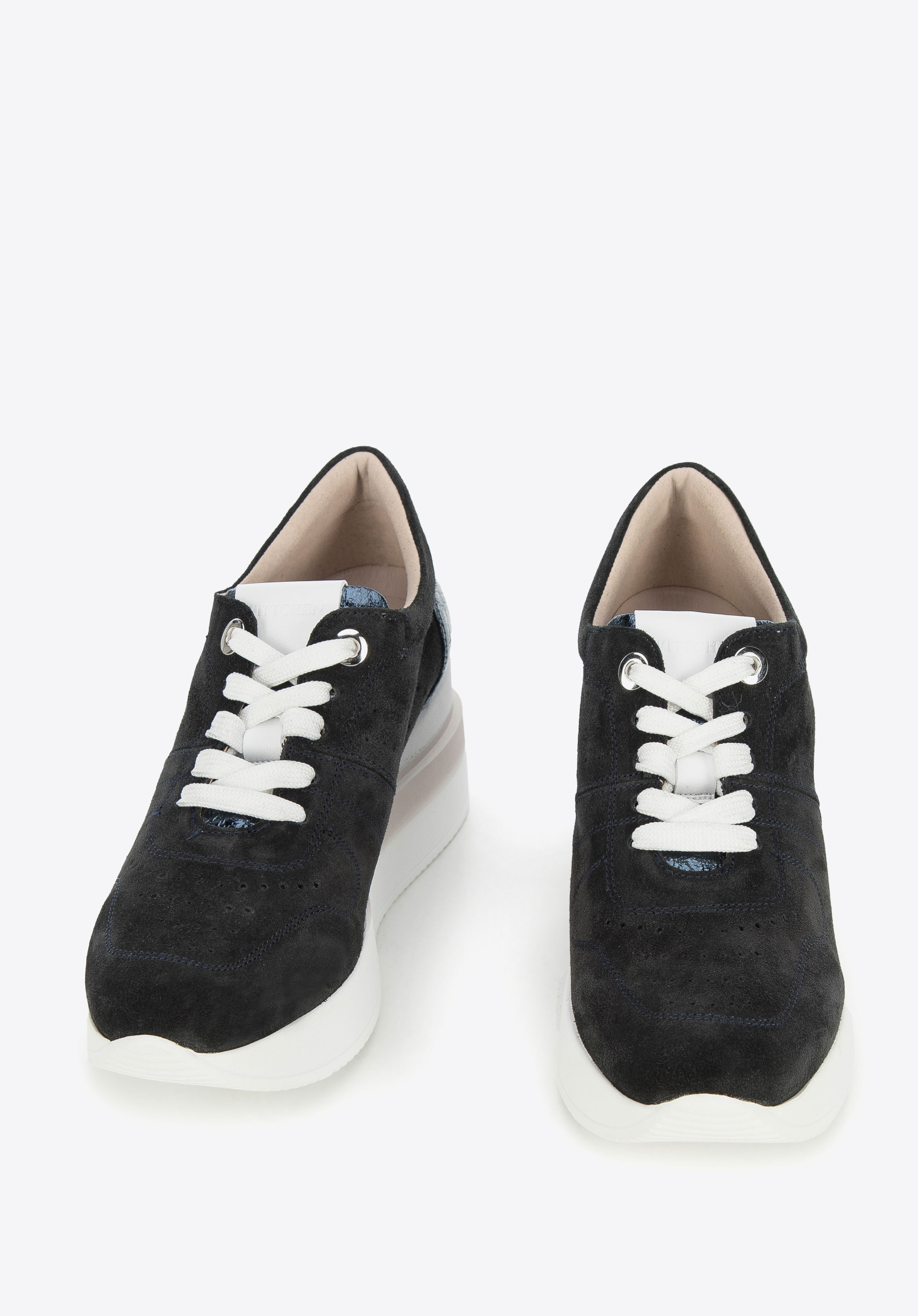 Damskie sneakersy zamszowe na koturnie w pasy