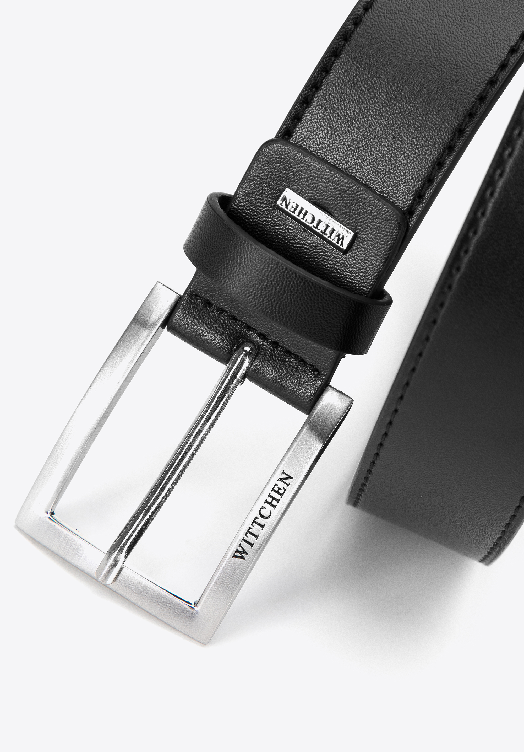 Męski pasek skórzany ze stębnowaniem klasyczny