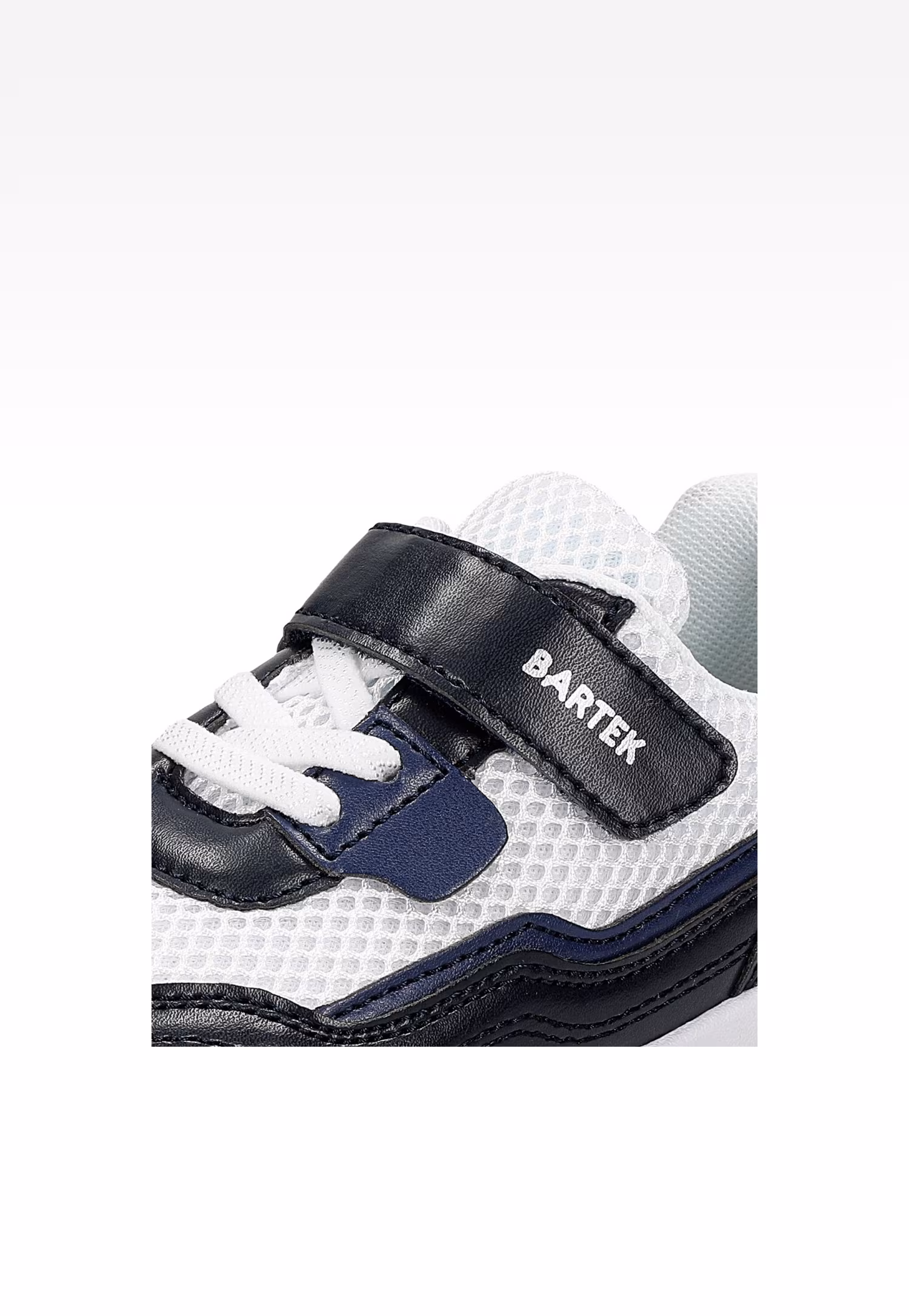 Półbuty BARTEK 11042801, czarno-czerwony