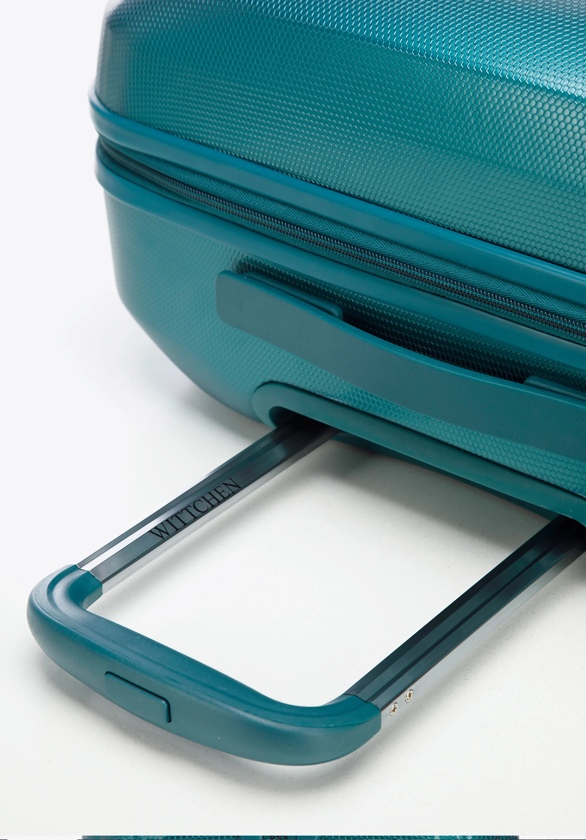 Walizka kabinowa z polikarbonu geometryczna