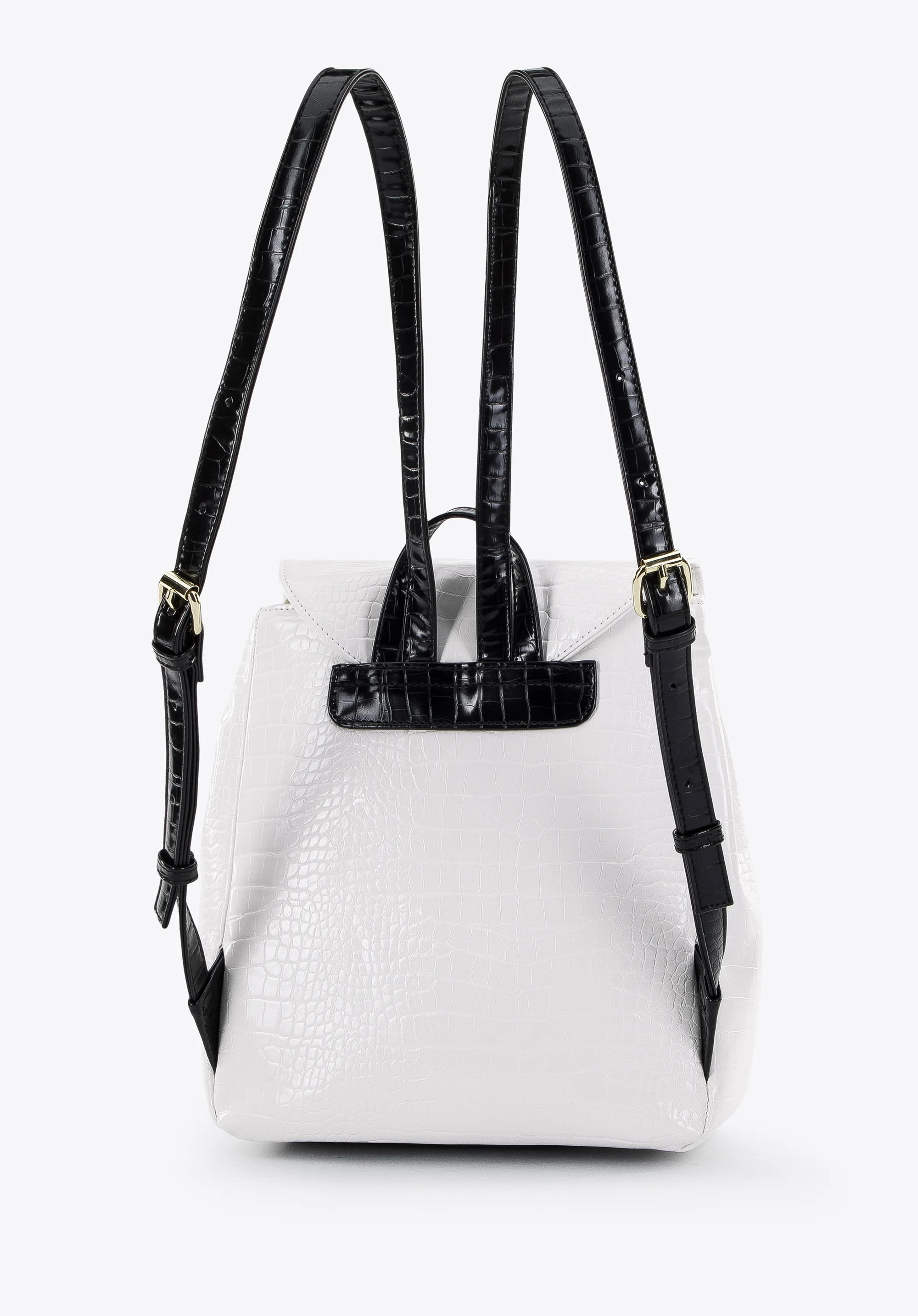 Damski plecak z ekoskóry croco z kieszenią z przodu