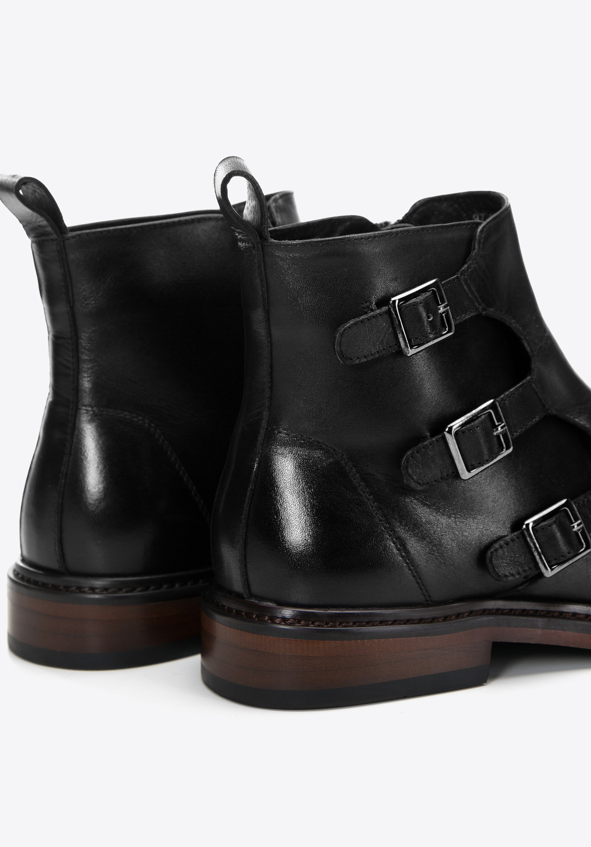 Męskie trzewiki skórzane z klamrami