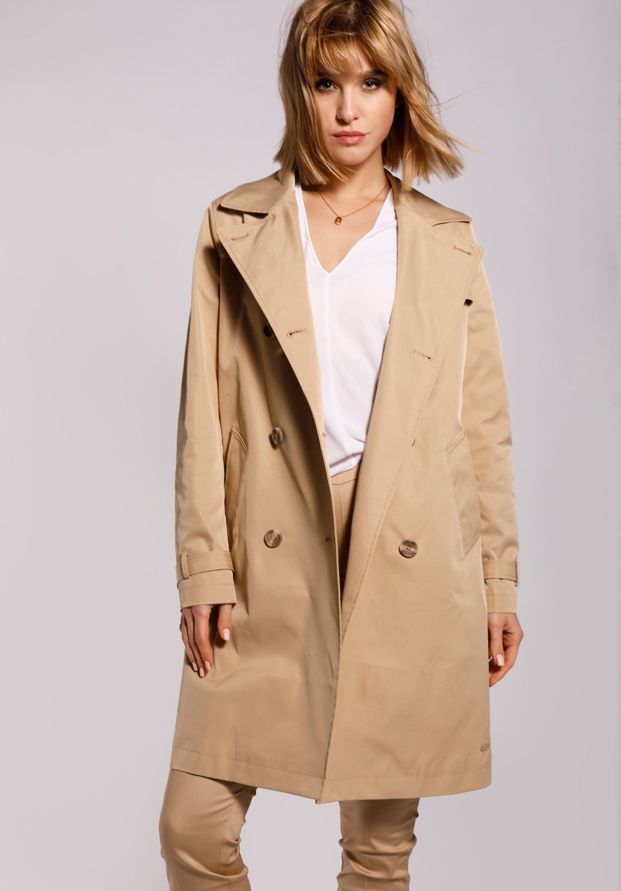 Damski trencz dwurzędowy