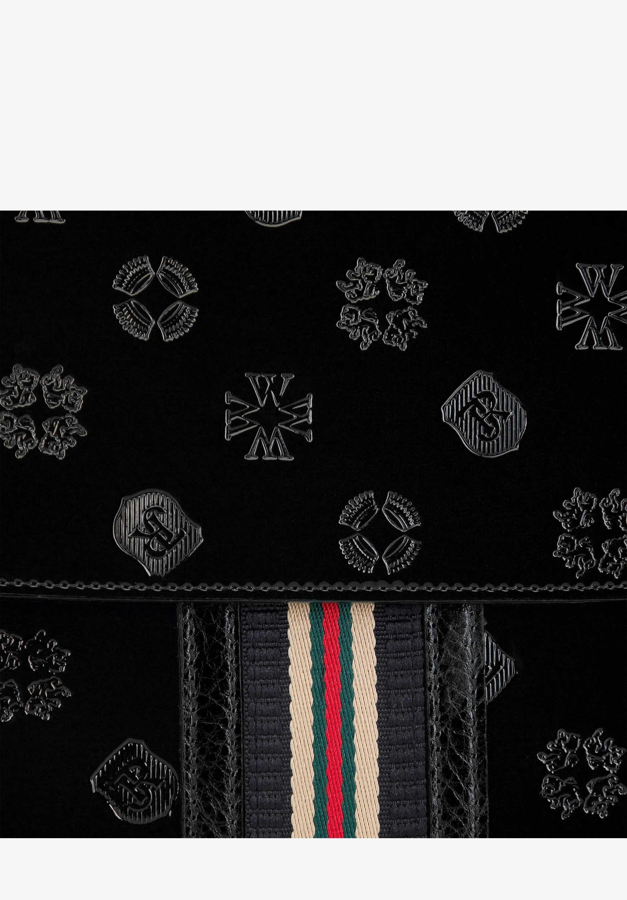 Damska listonoszka ze skóry lakierowanej z monogramem i tasiemką