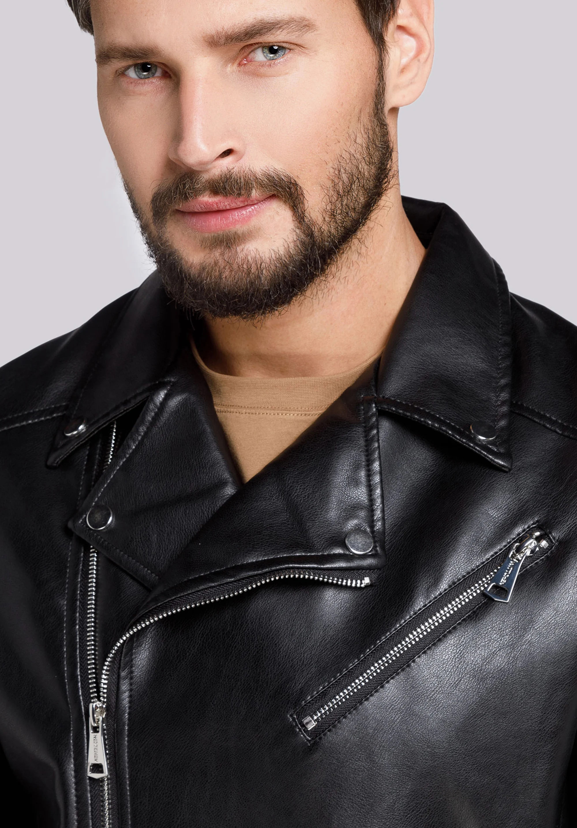 Męska ramoneska z ukośnym suwakiem klasyczna