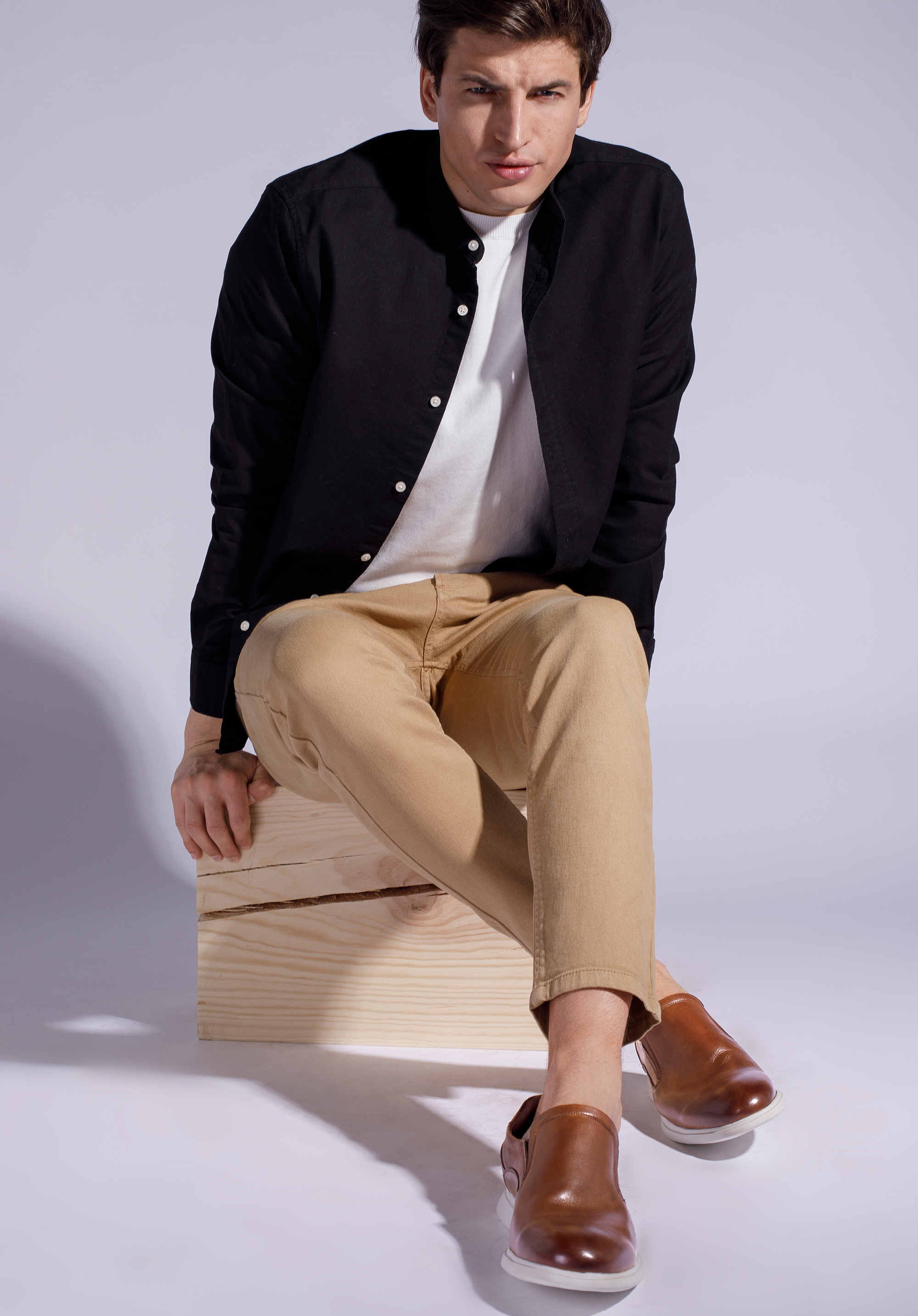 Męskie półbuty wsuwane z gładkiej skóry