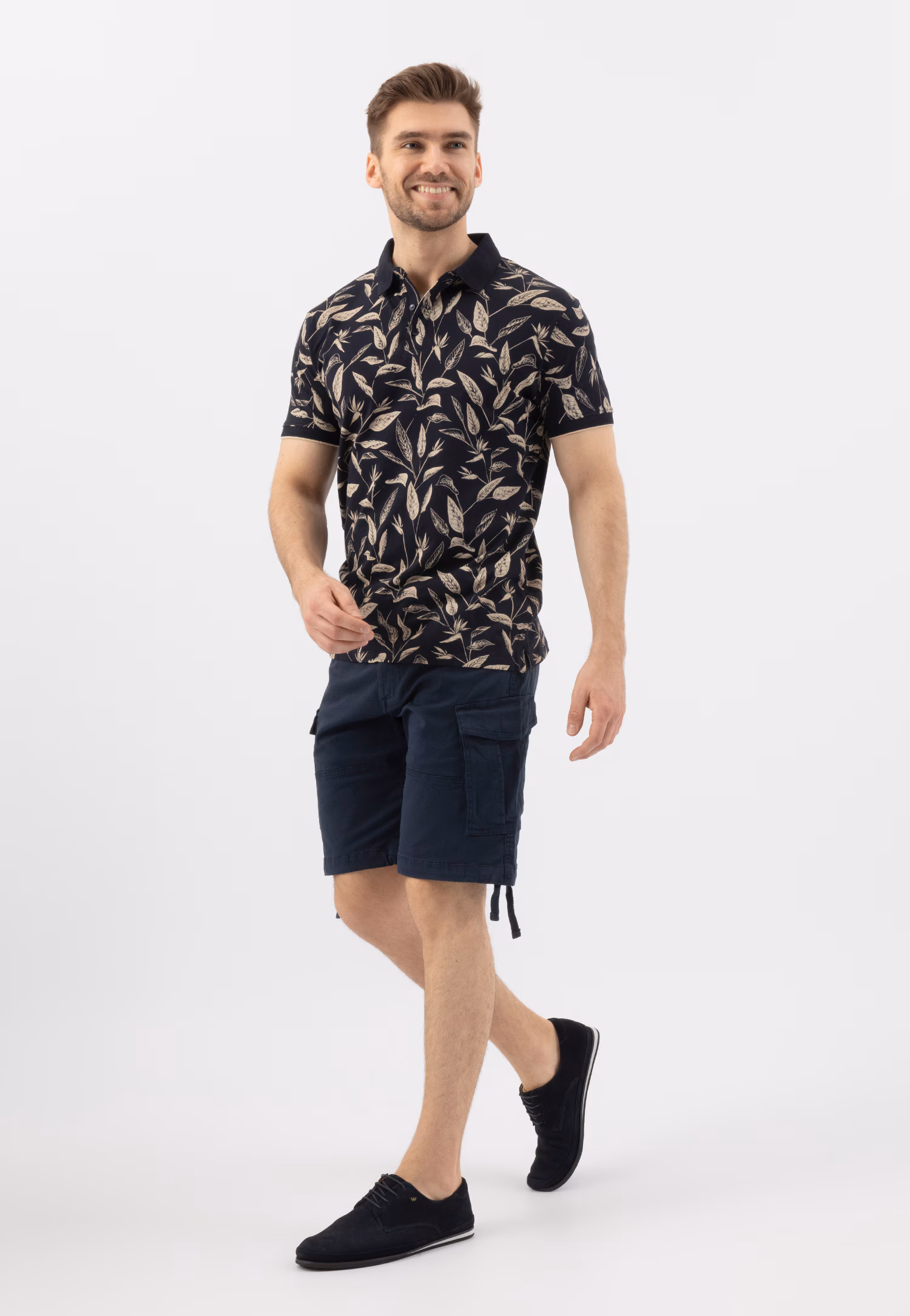 Granatowe półbuty męskie z ozdobnie tłoczoną skórą nubukową