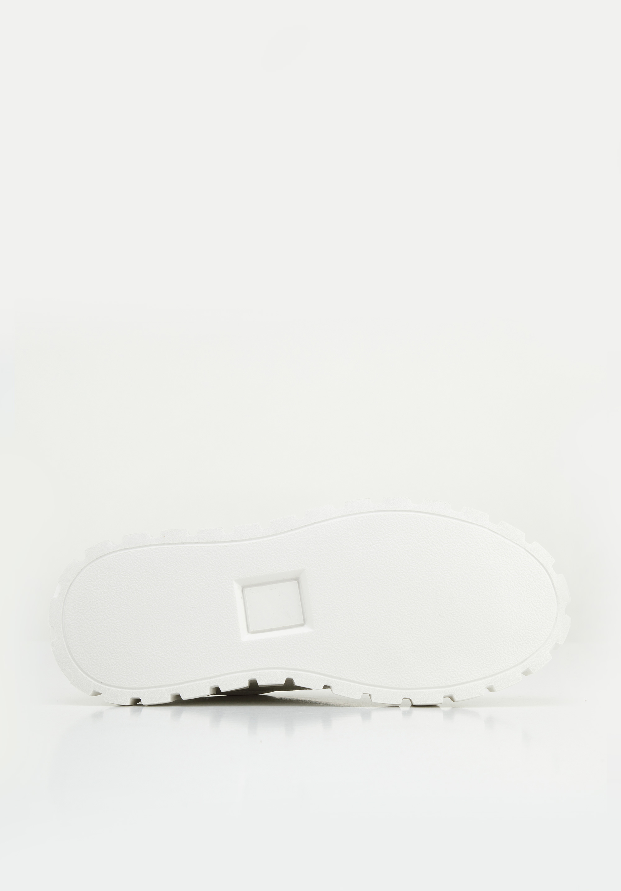 Damskie sneakersy ze skóry na grubej podeszwie