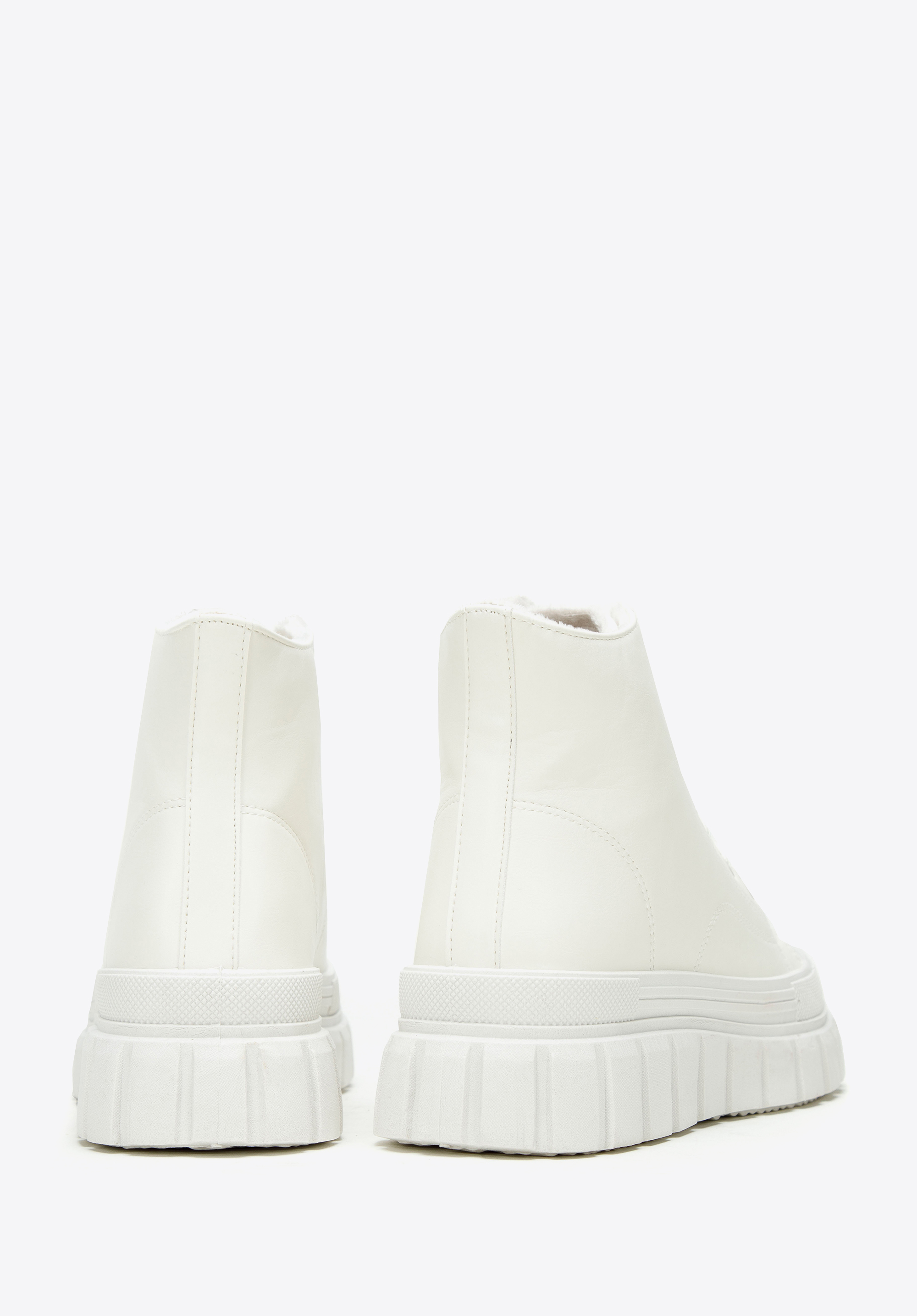 Damskie sneakersy na platformie klasyczne