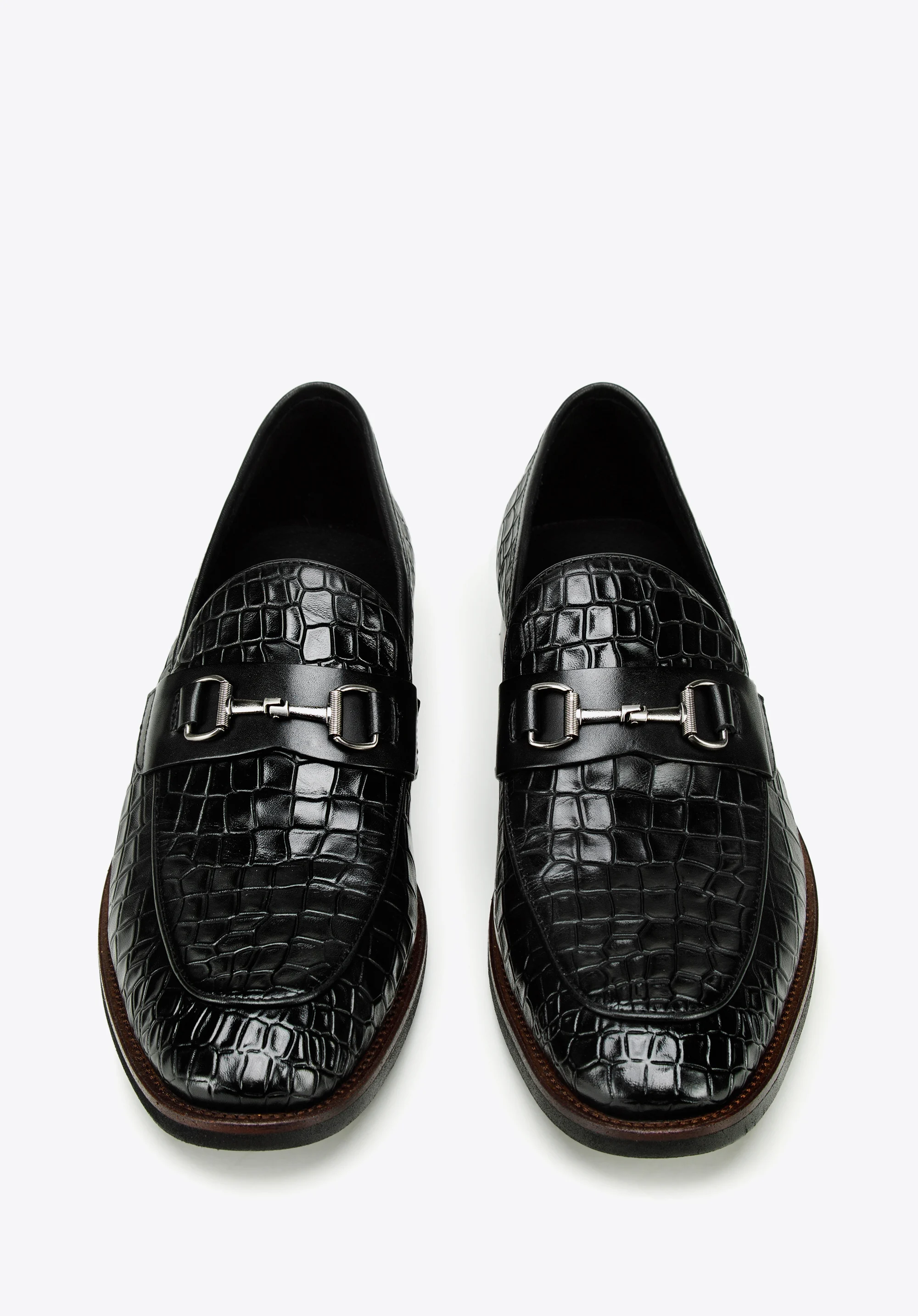 Męskie mokasyny ze skóry o fakturze croco z klamrą