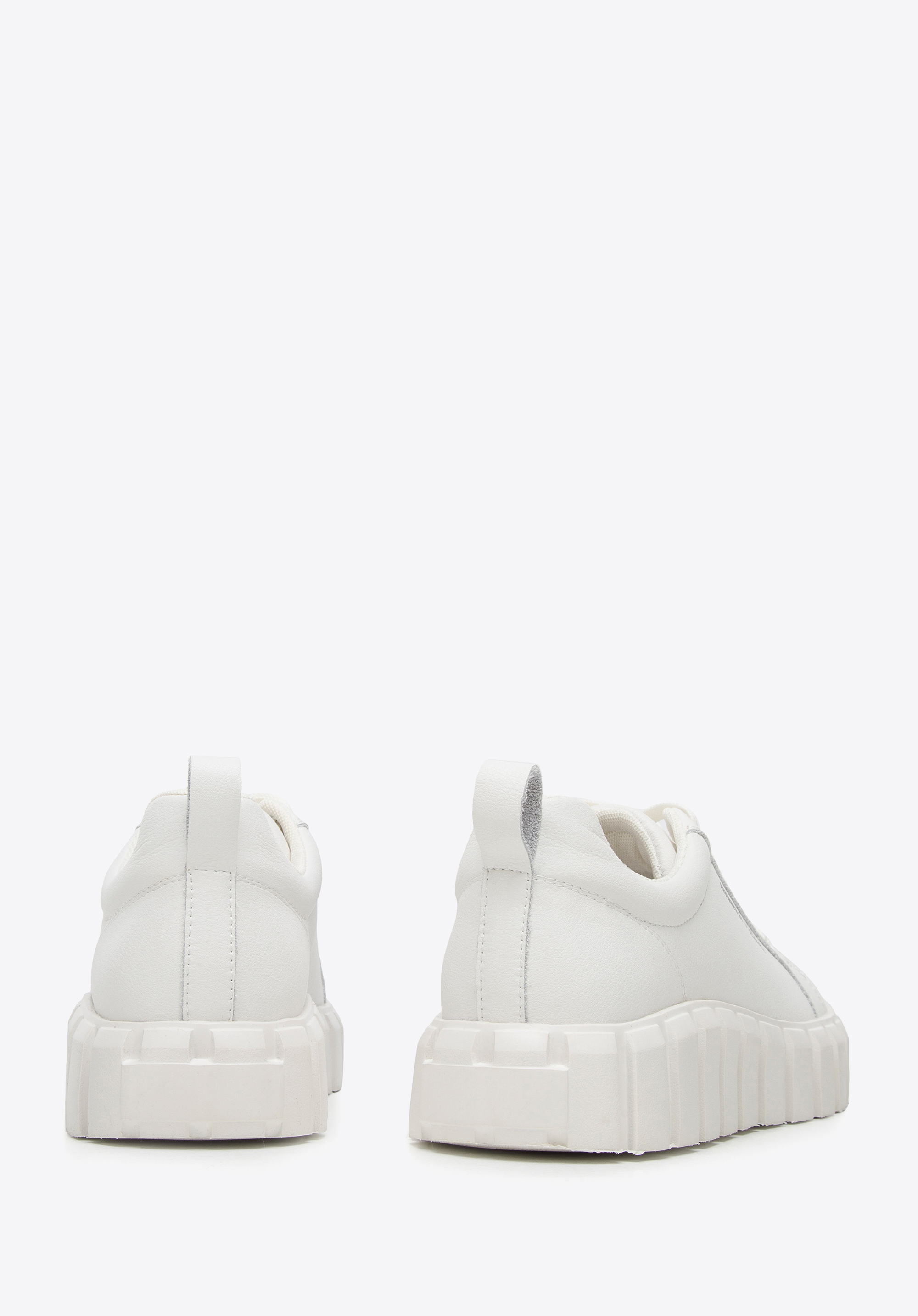 Damskie sneakersy skórzane klasyczne na grubej podeszwie