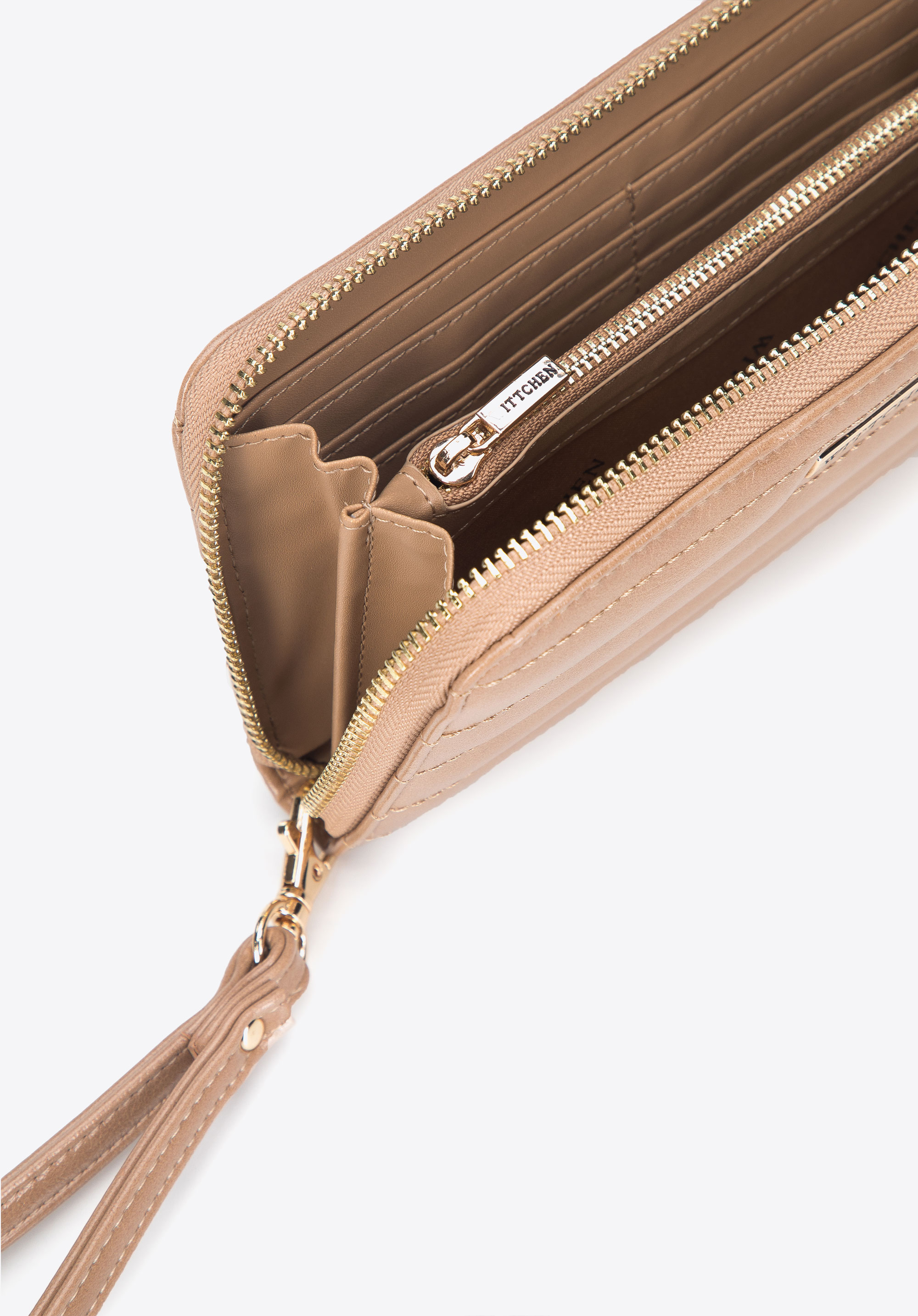 Damski portfel z błyszczącej ekoskóry duży