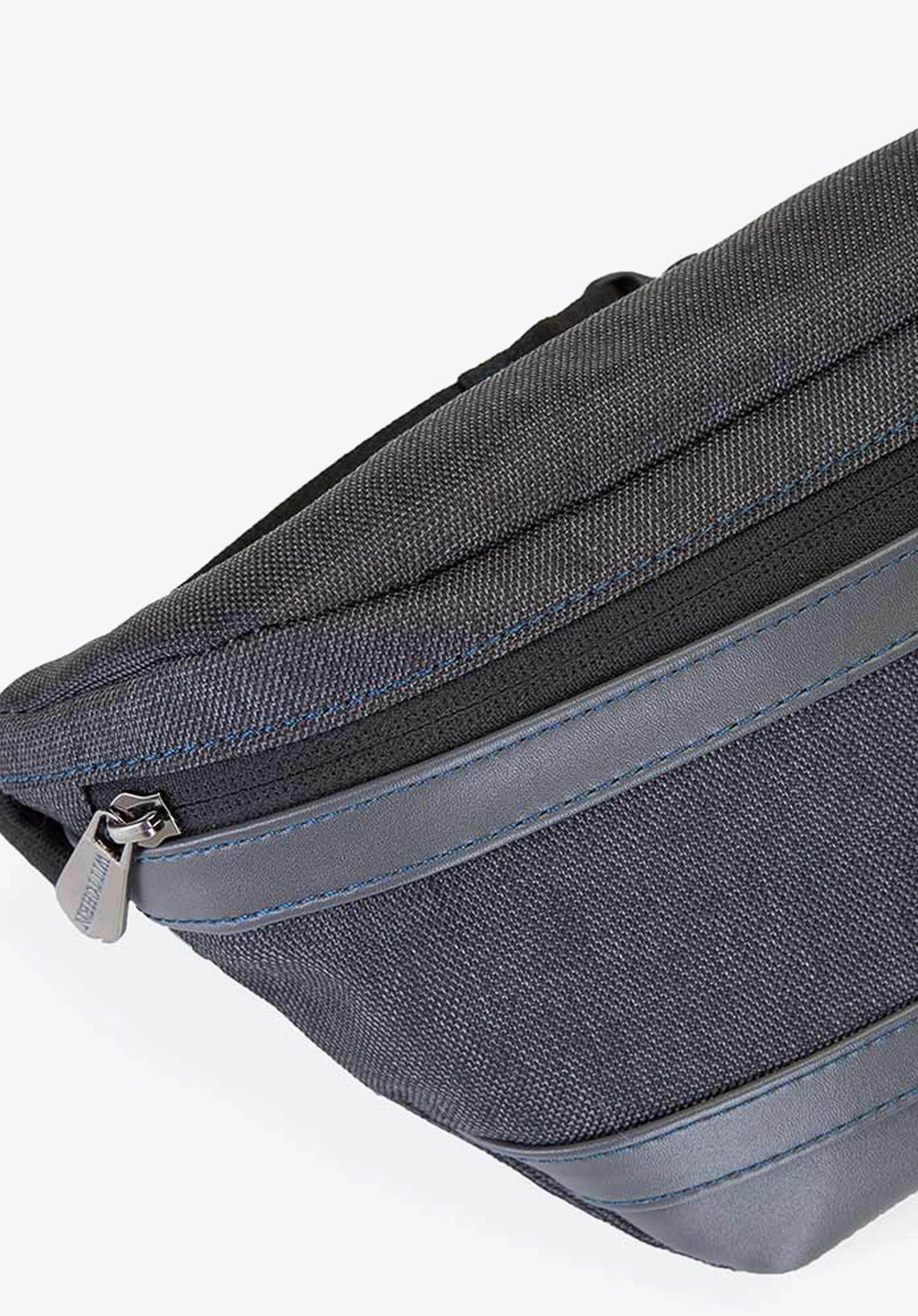 Męska torebka nerka z panelem z ekoskóry