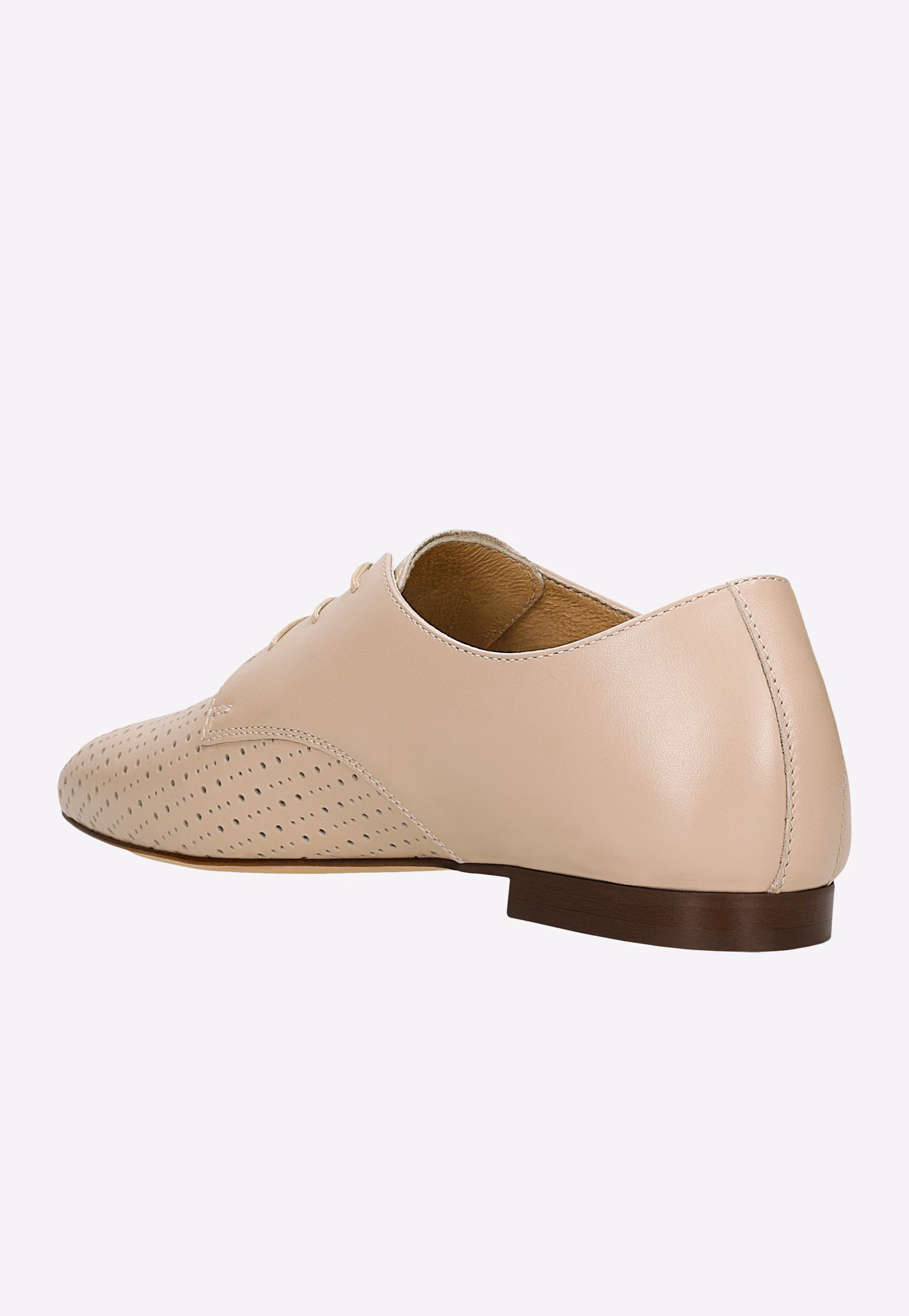 Beżowe półbuty damskie sznurowane ze skóry naturalnej