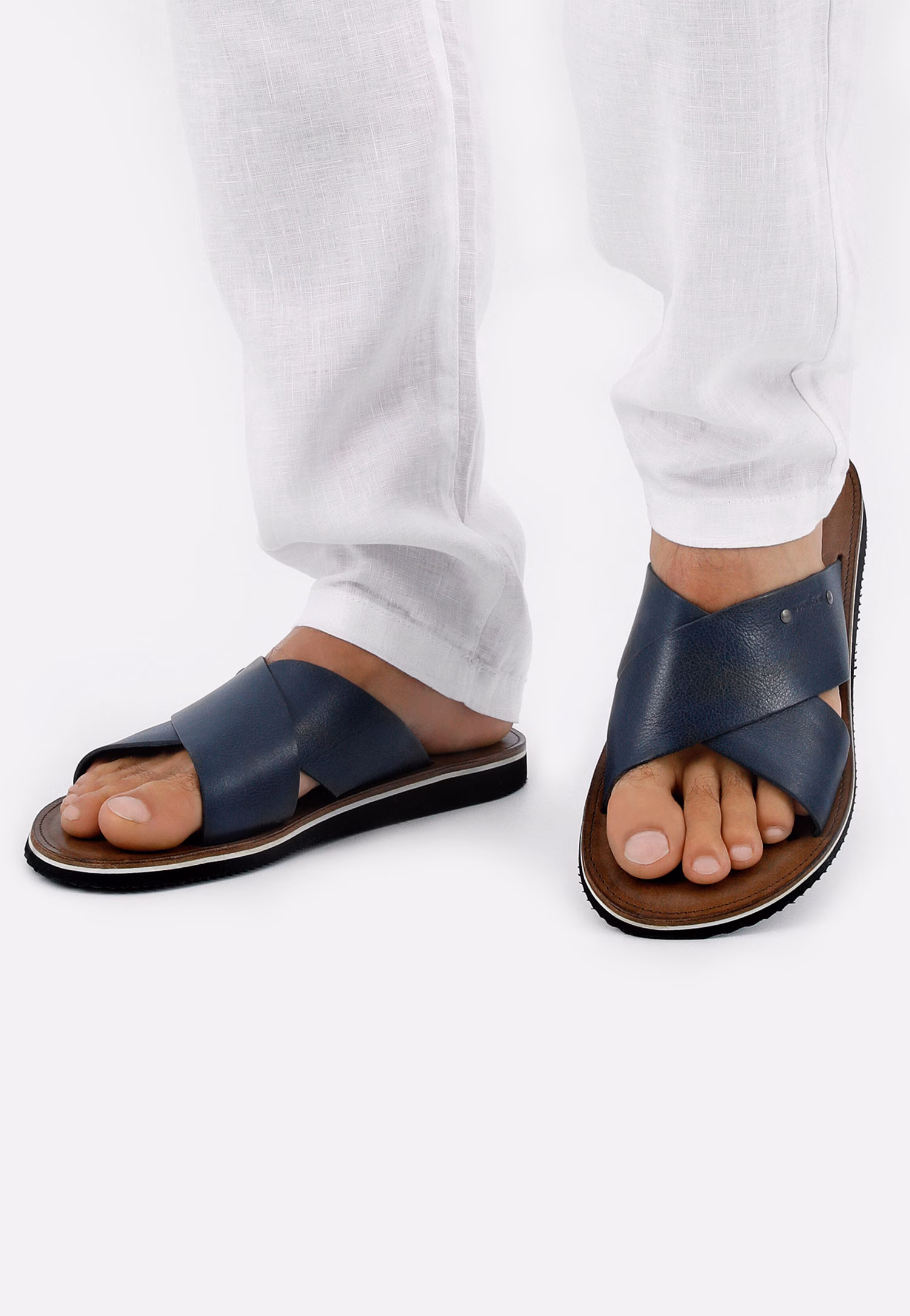 Granatowe męskie klapki ze skóry licowej