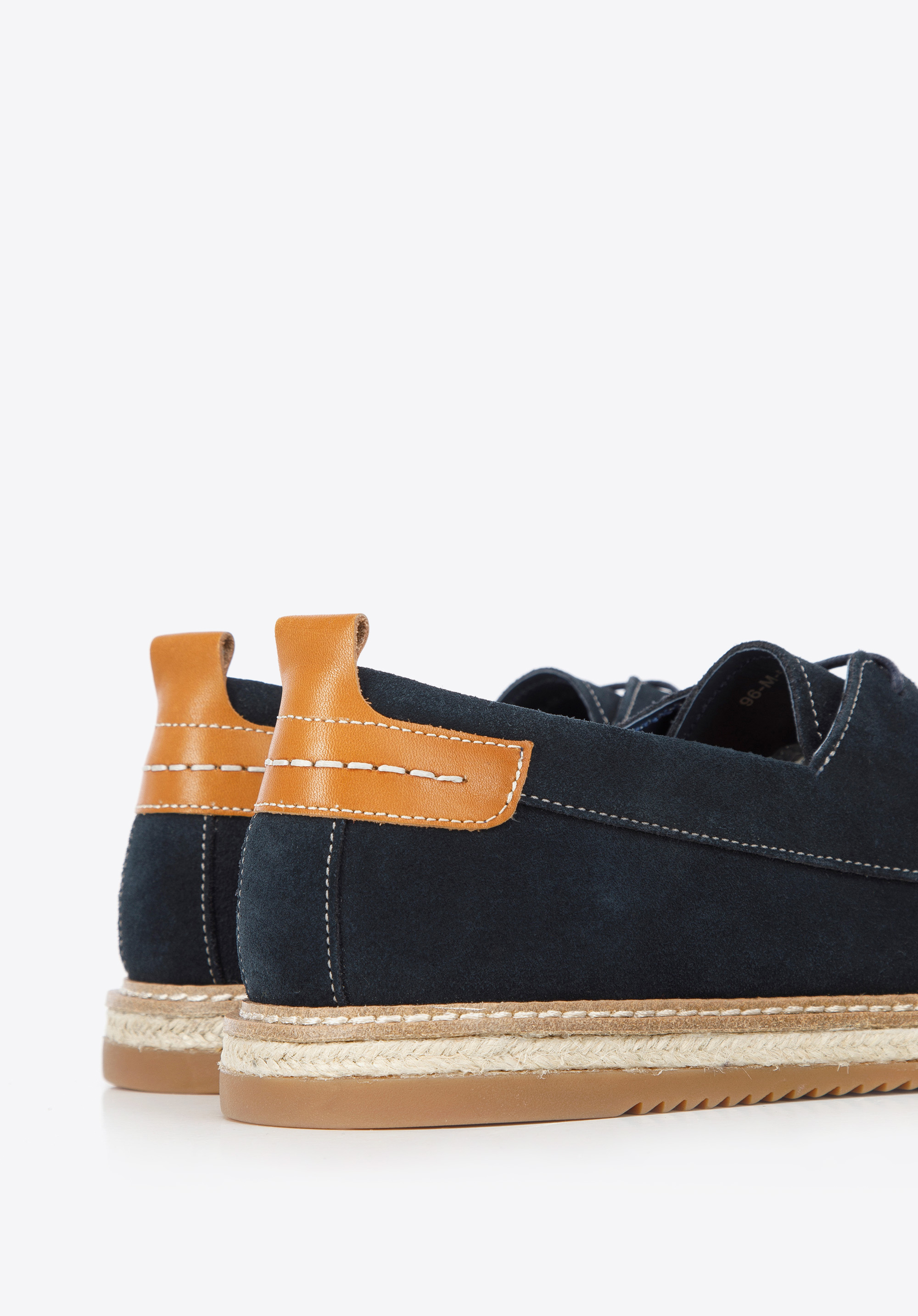 Męskie półbuty zamszowe na sznurkowej podeszwie