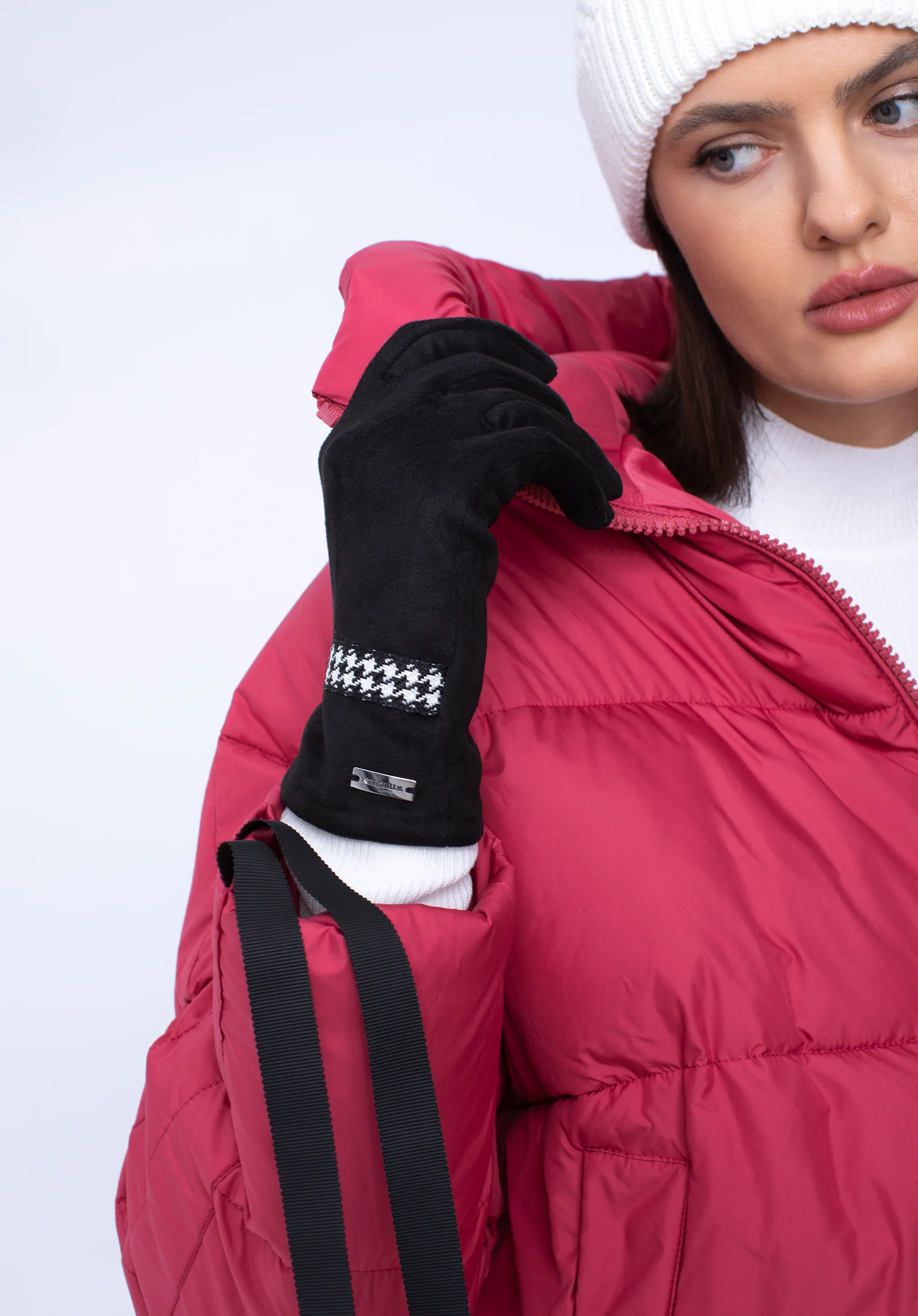 Damskie rękawiczki z wykończeniem w pepitkę