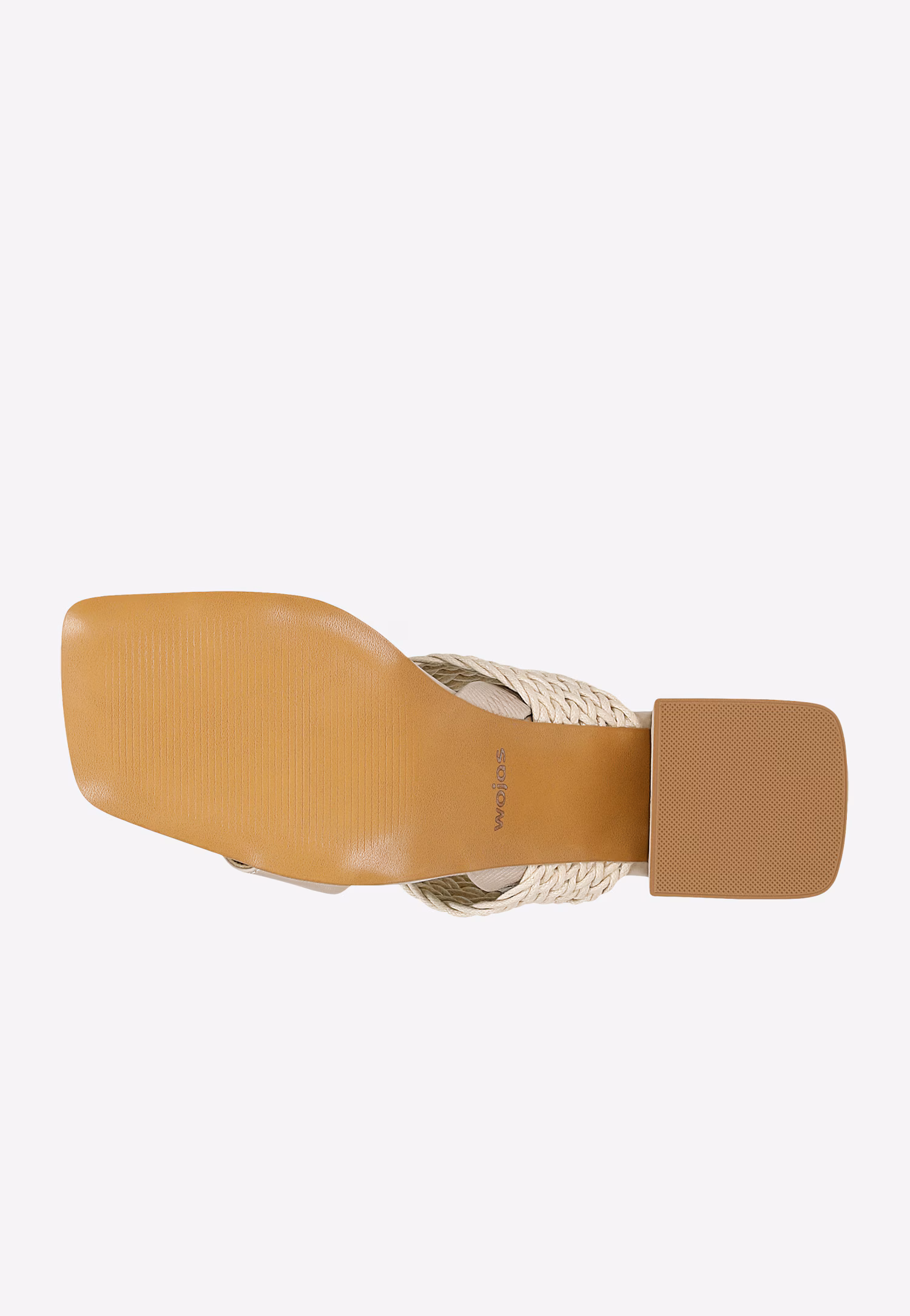 Beżowe sandały na słupku z plecionym paskiem