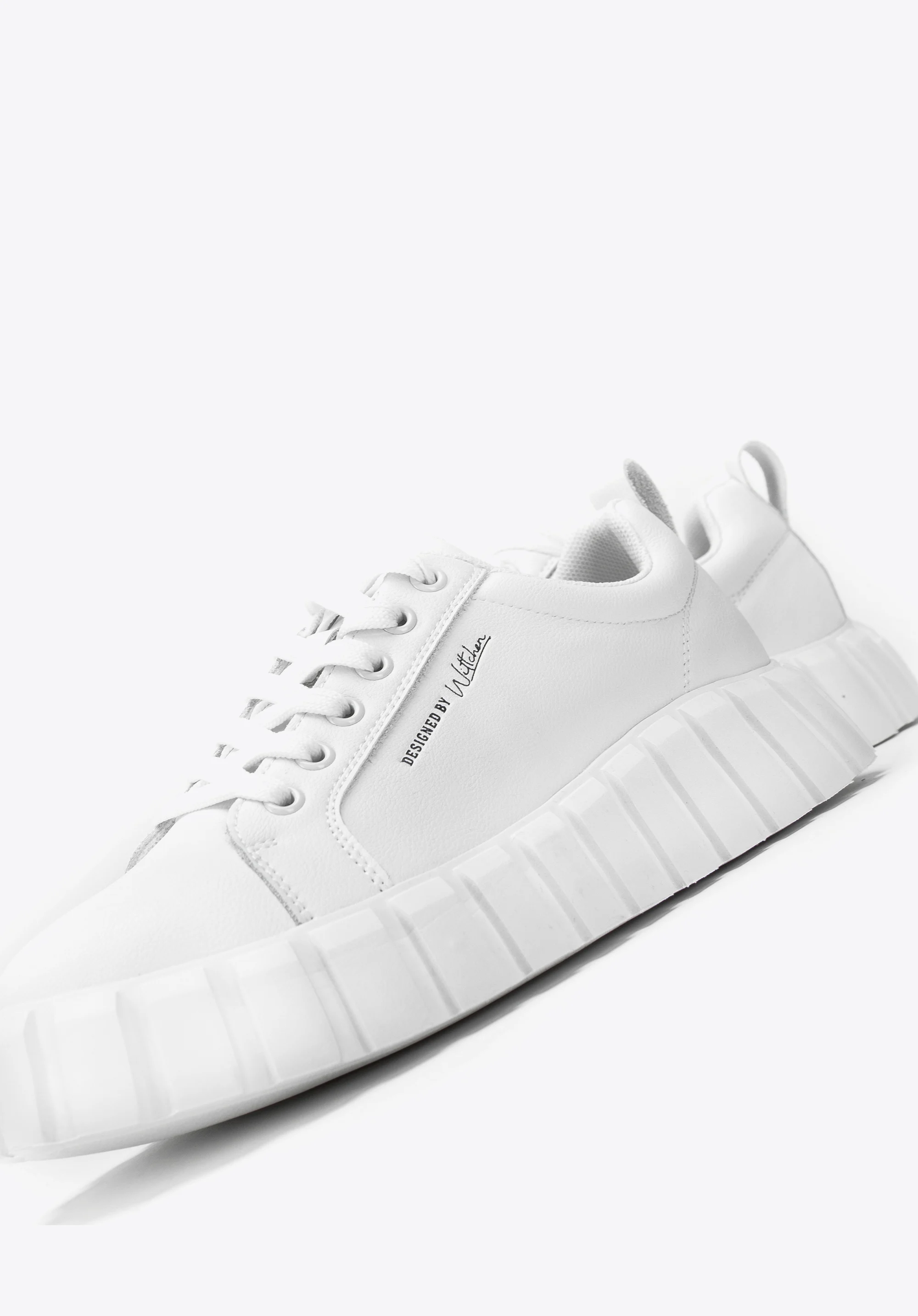 Damskie sneakersy skórzane na grubej platformie