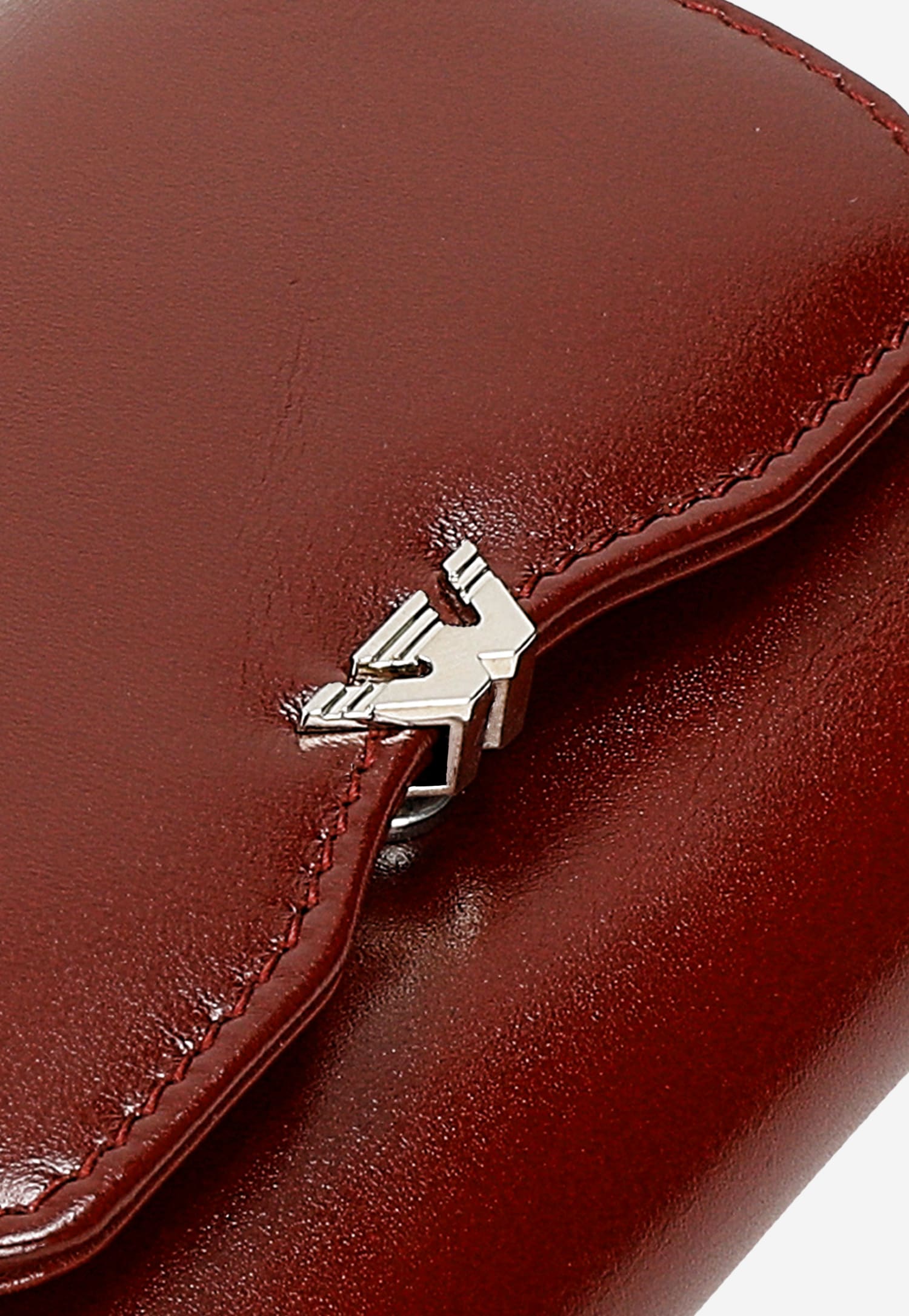 Czerwony skórzany portfel damski