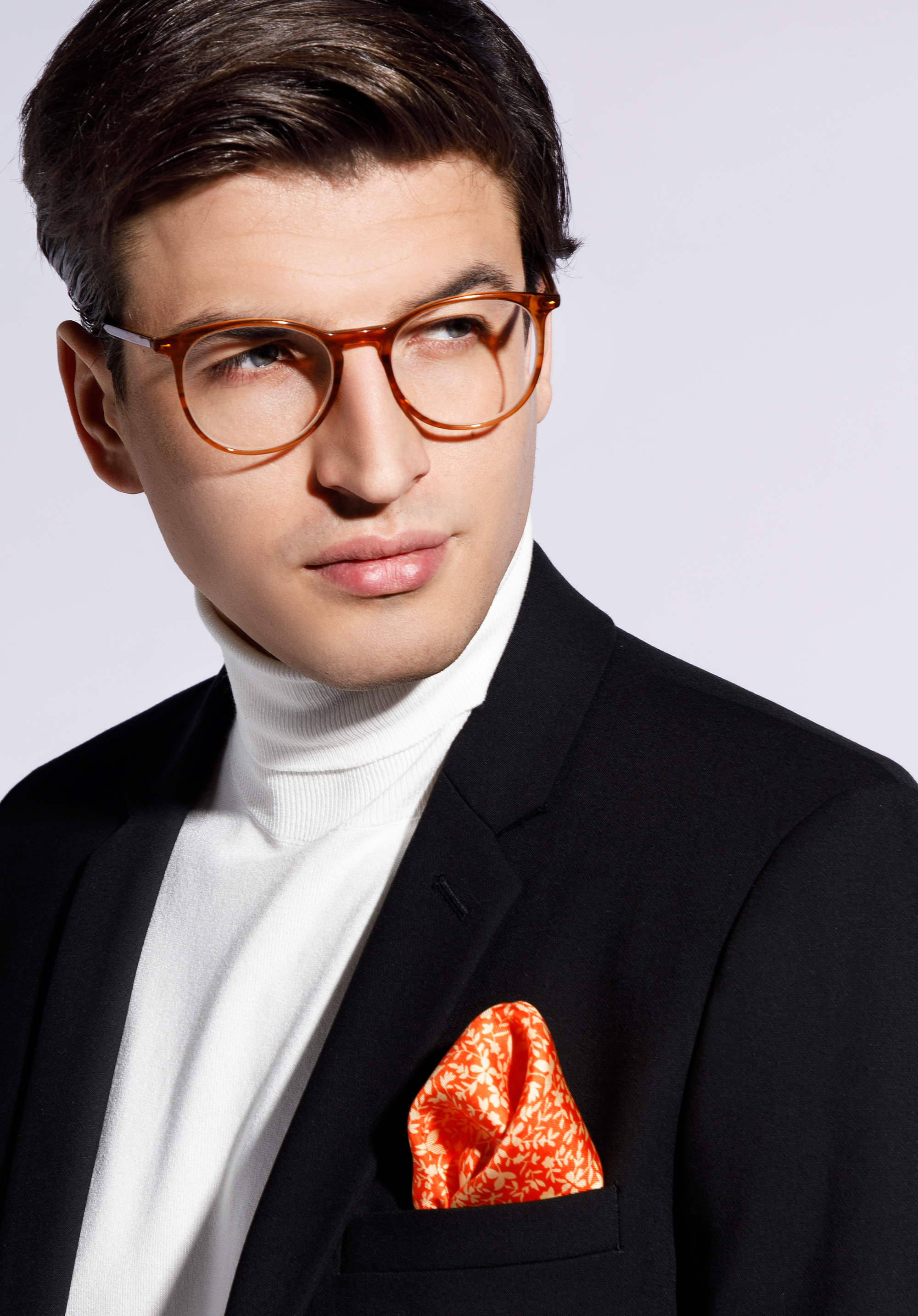 Poszetka jedwabna we wzory