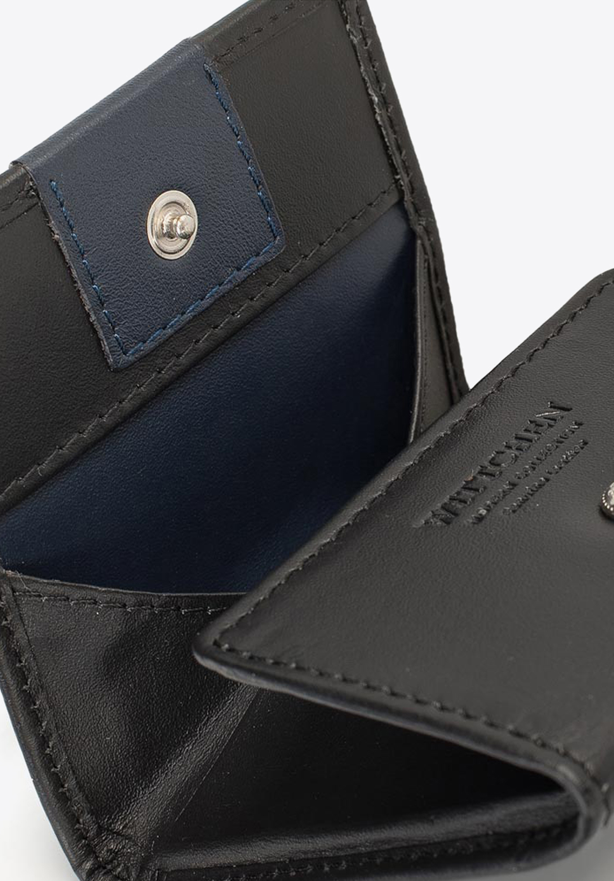 Bilonówka skórzana z naszywką z logo