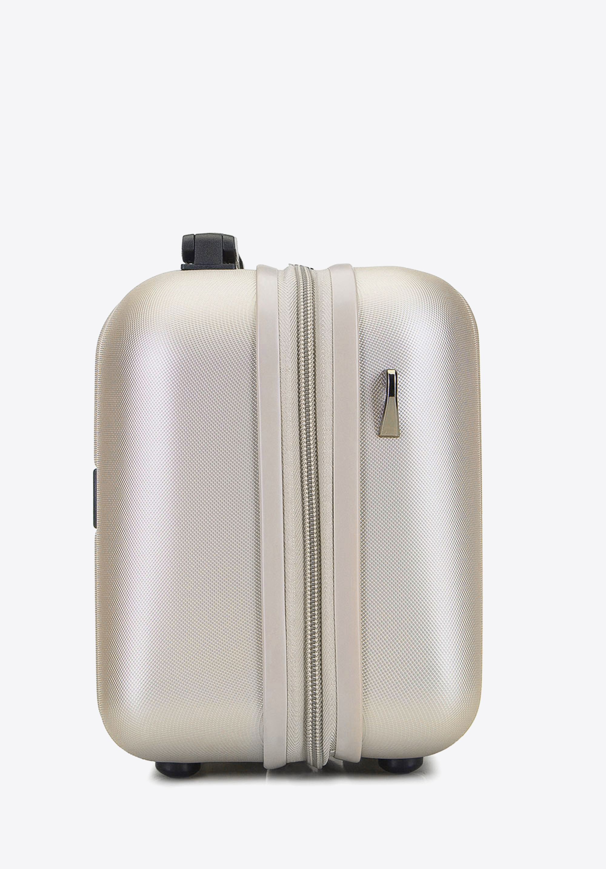 Walizka kabinowa z polikarbonu fakturowana