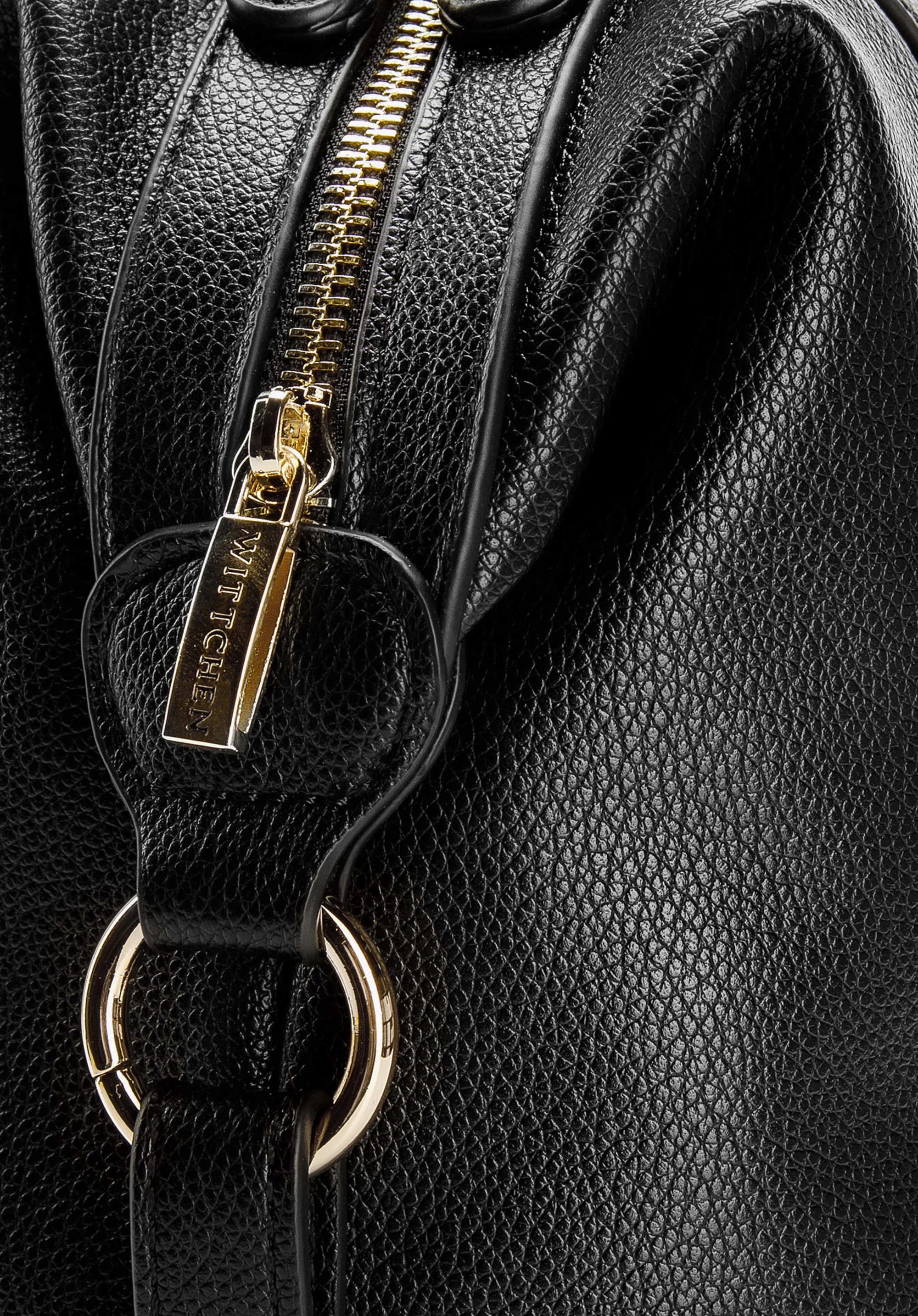 Kuferek ze wstawką w motyw zwierzęcy