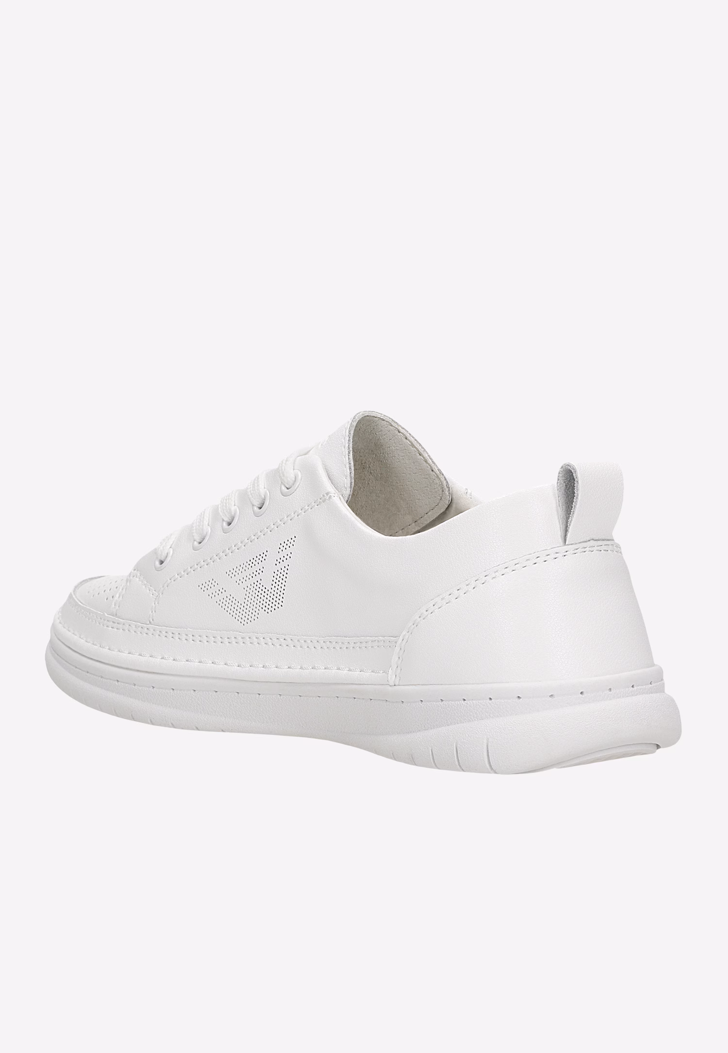 Białe letnie trampki na gumowej podeszwie