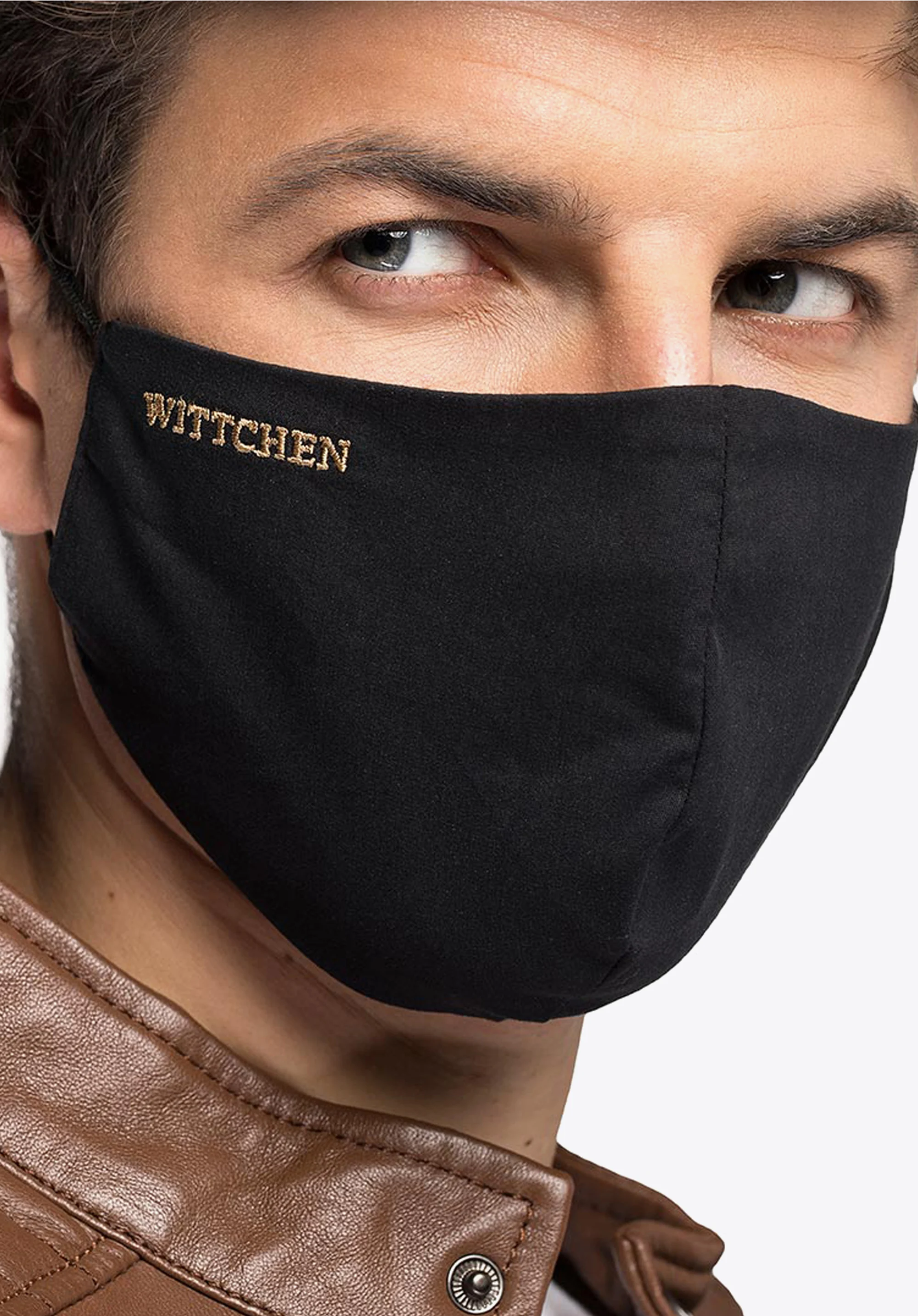 Maseczka bawełniana profilowana ze złotym logo