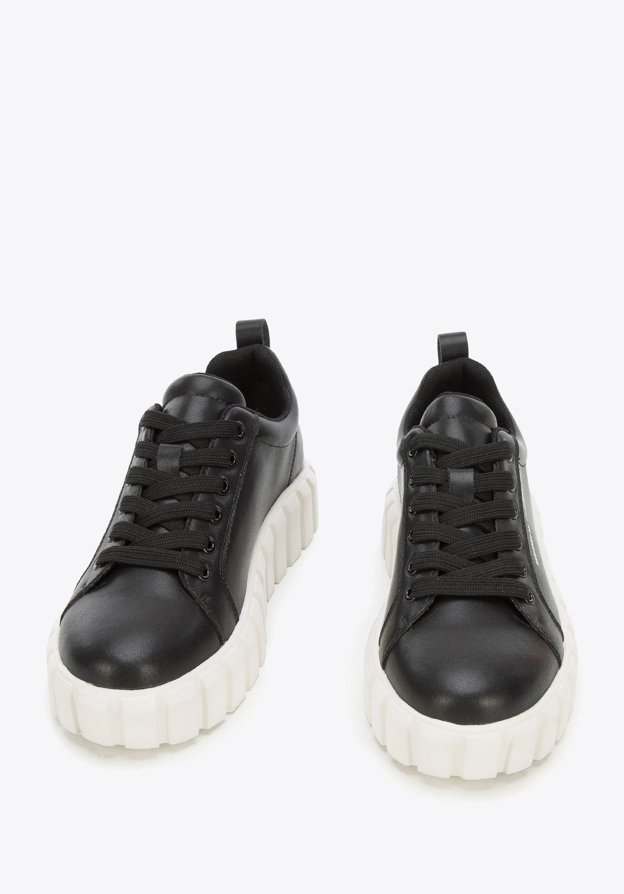 Damskie sneakersy skórzane klasyczne na grubej podeszwie