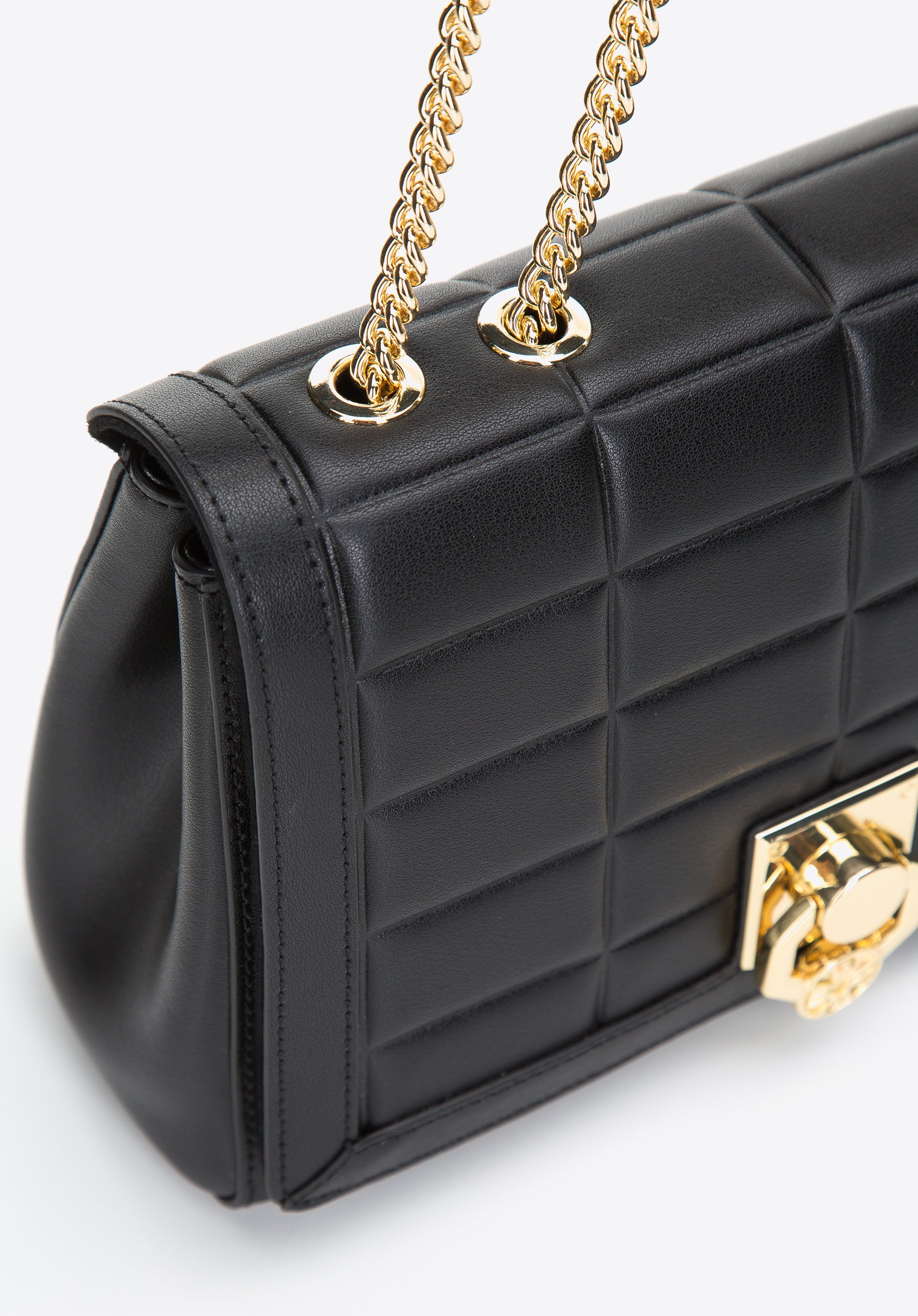 Damska listonoszka skórzana z ozdobną klamrą na łańcuszku