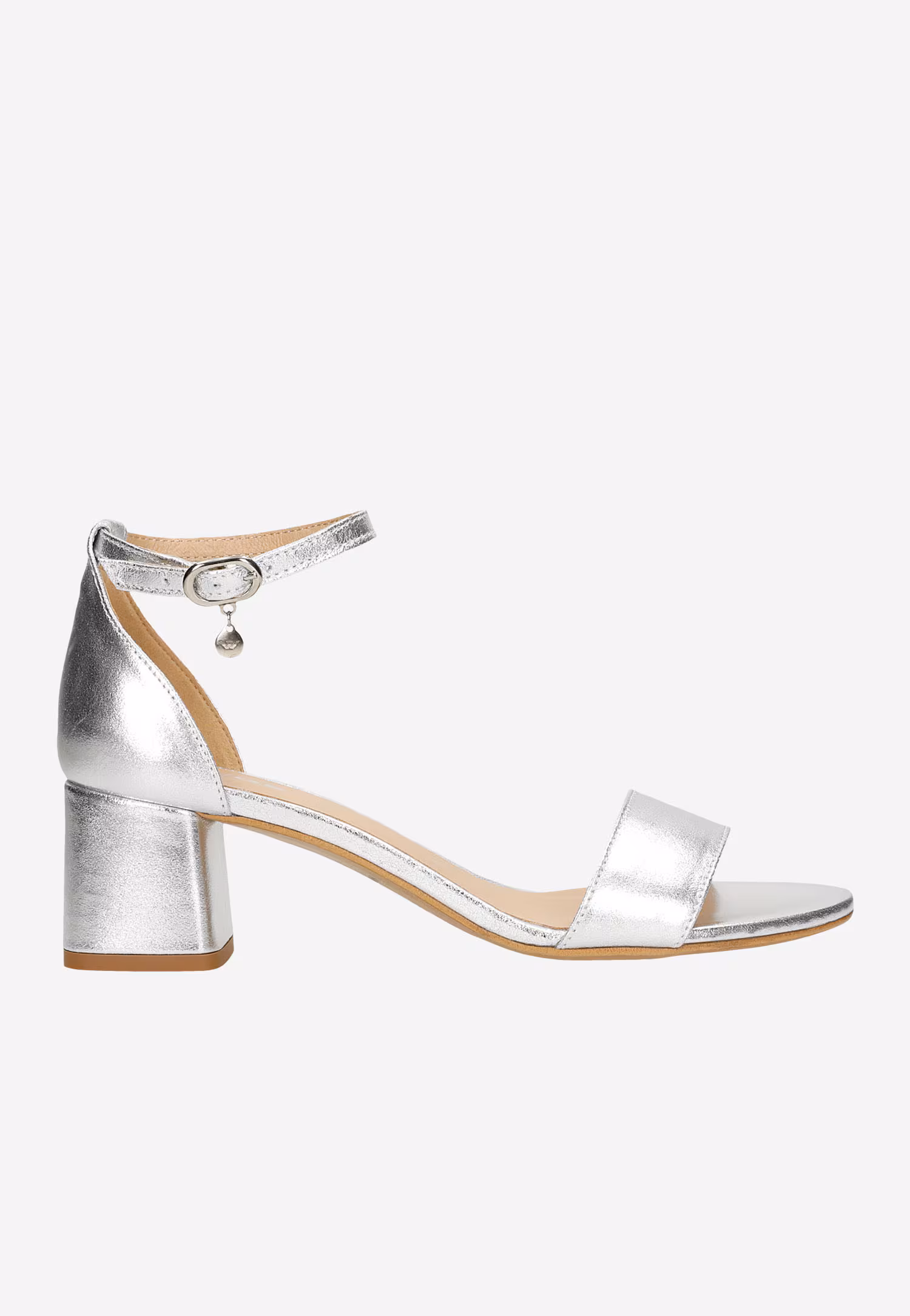 Delikatne sandały damskie w kolorze złotym