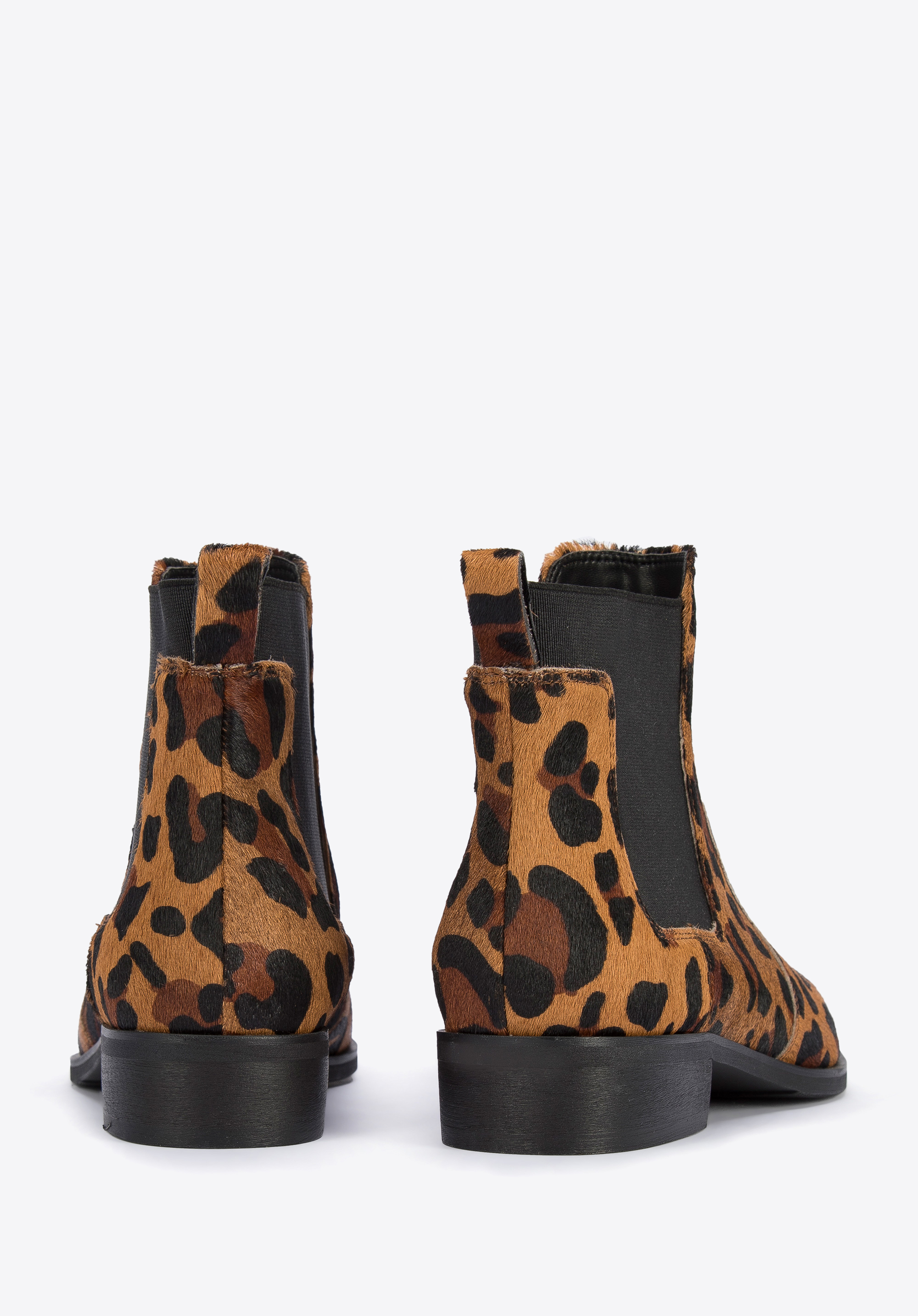 Damskie sztyblety skórzane z włosiem