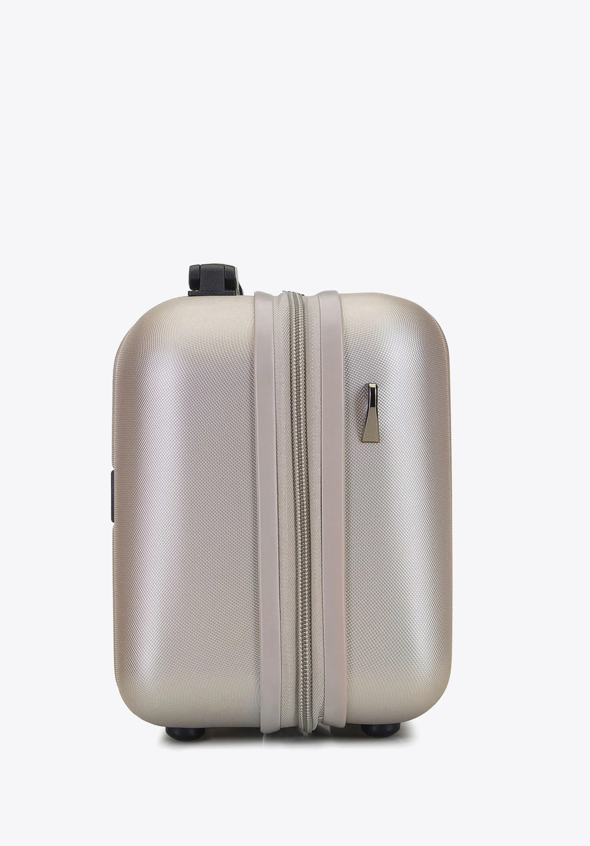 Walizka kabinowa z polikarbonu fakturowana