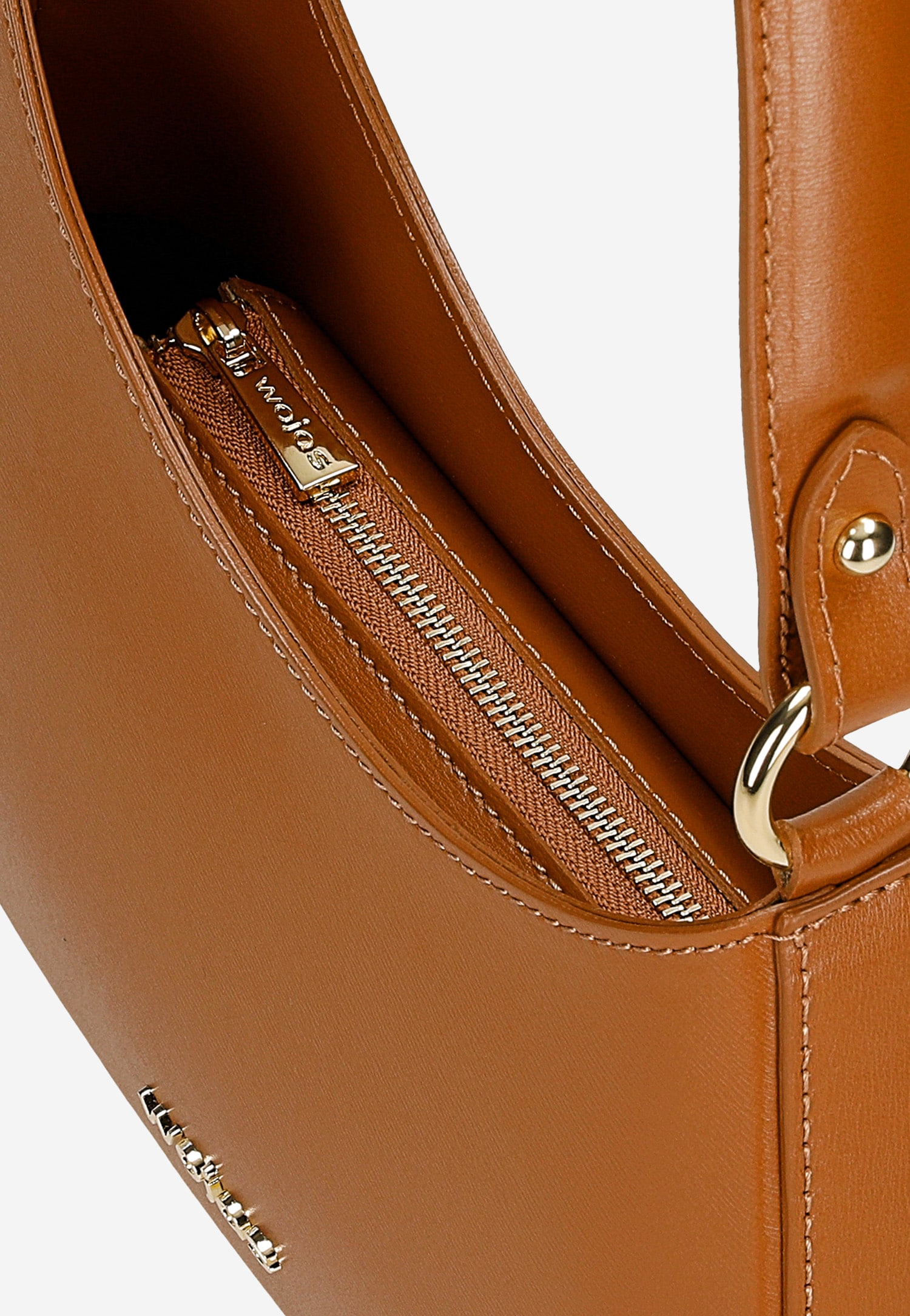 Brązowa skórzana asymetryczna torebka typu bagietka