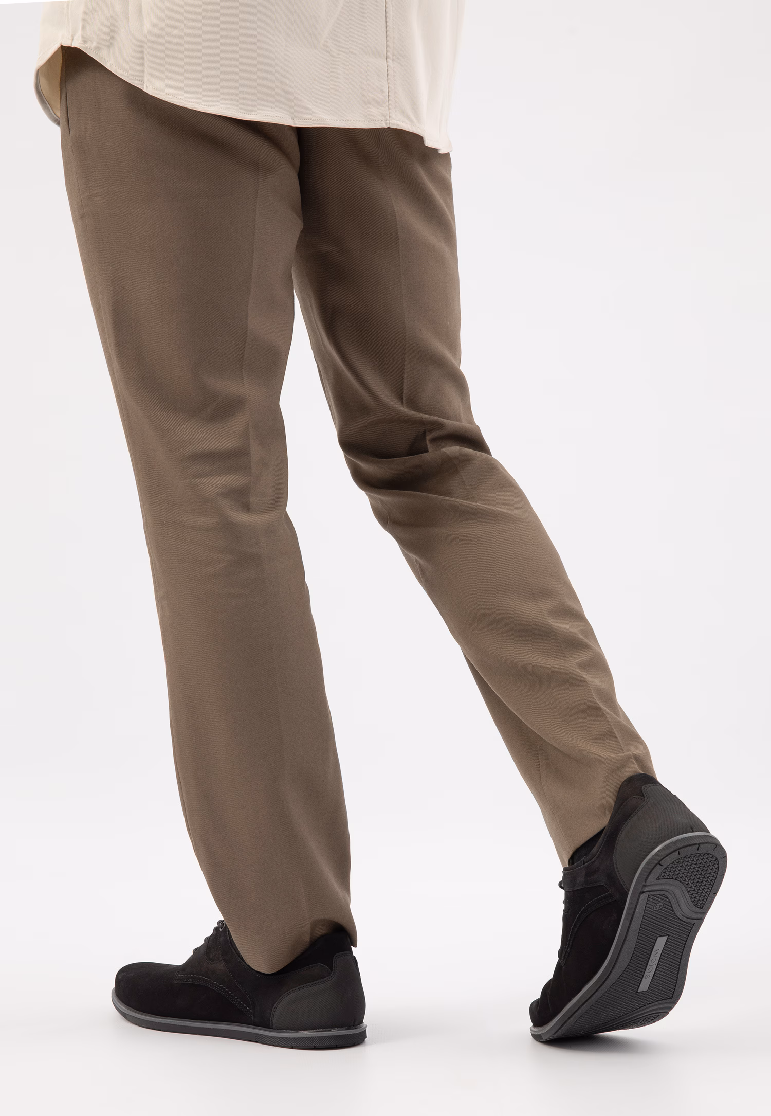 Czarne sneakersy męskie na płaskiej podeszwie