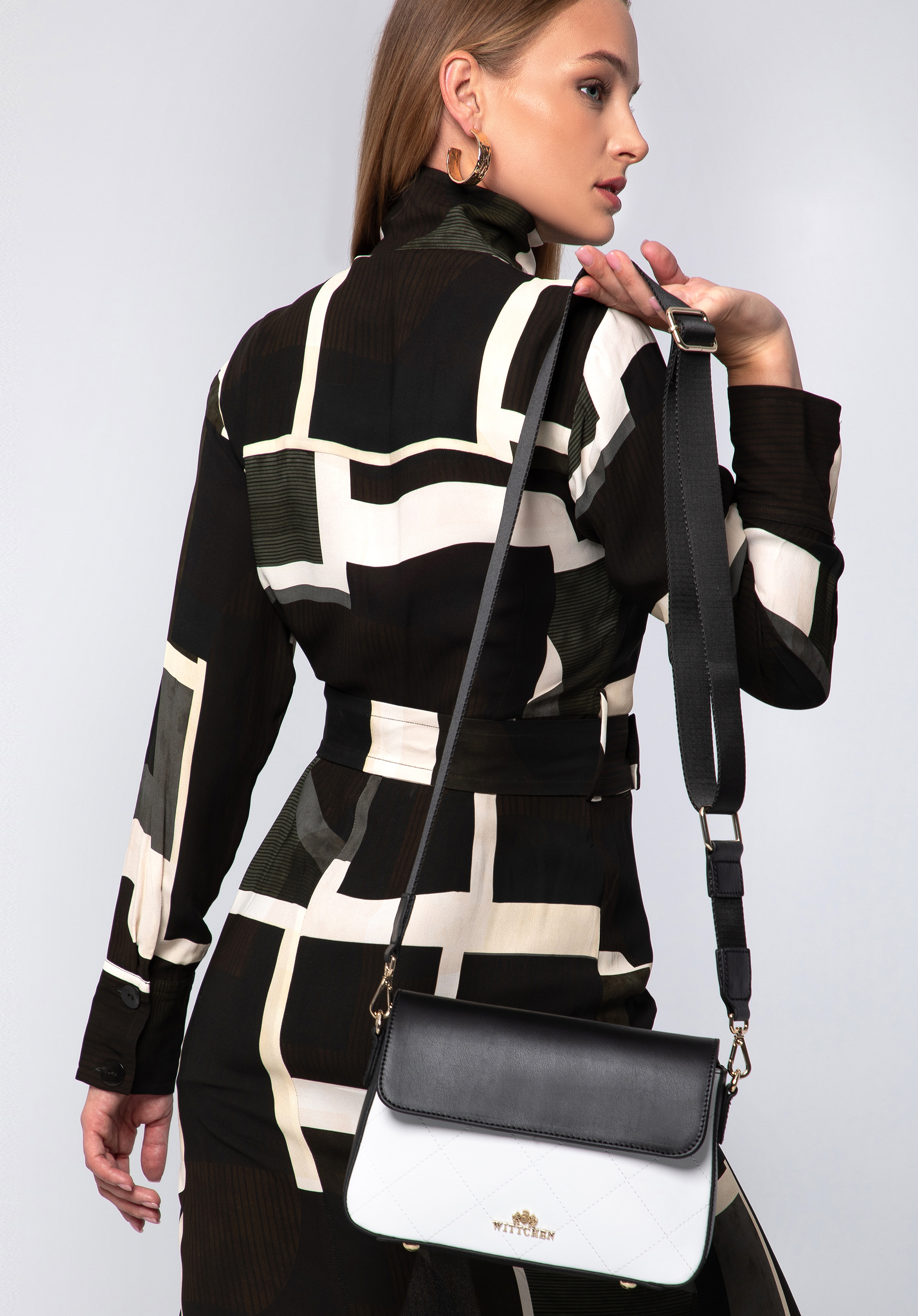 Damska listonoszka skórzana z przeszyciami dwukolorowa