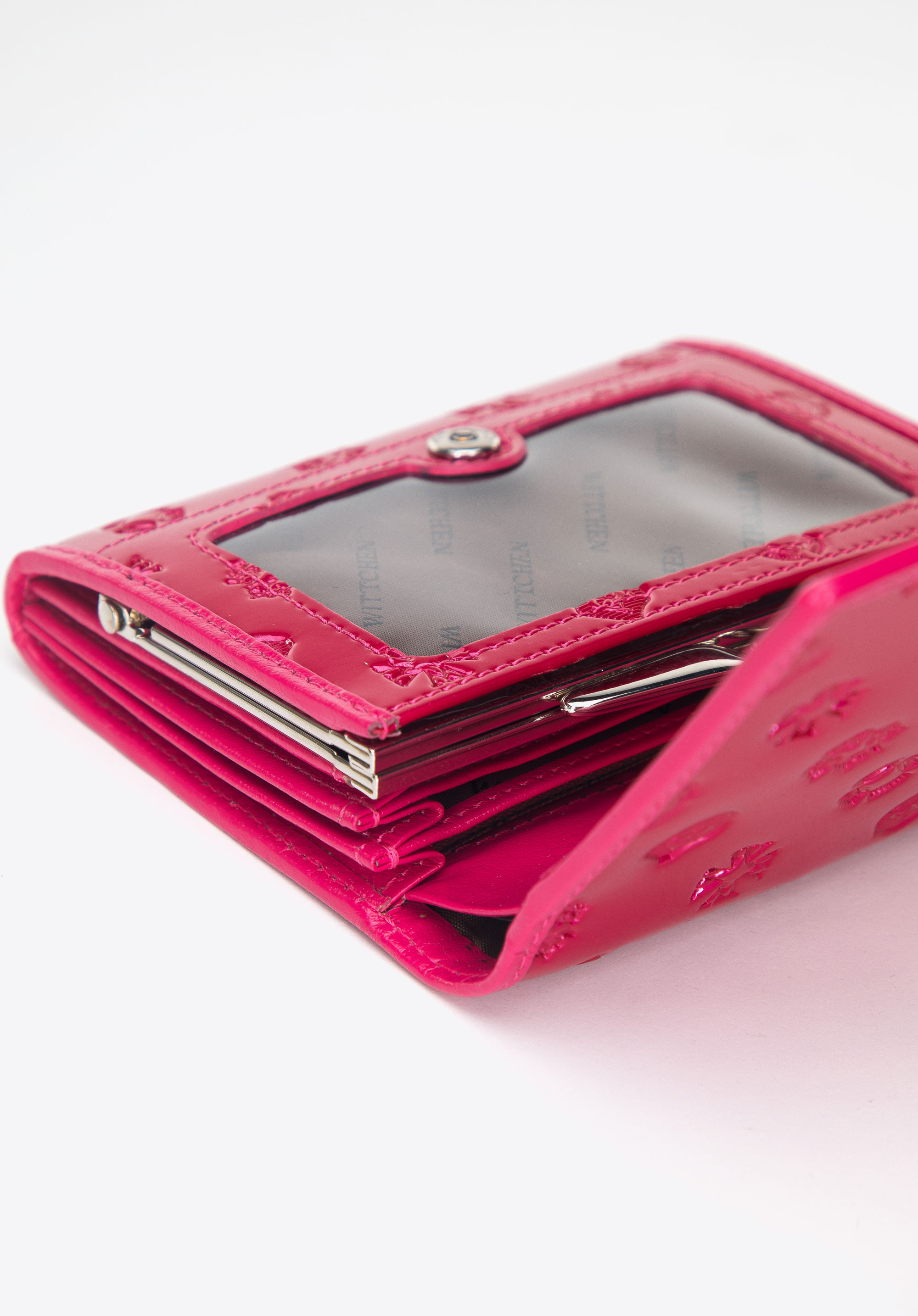 Damski portfel z lakierowanej skóry z monogramem mały