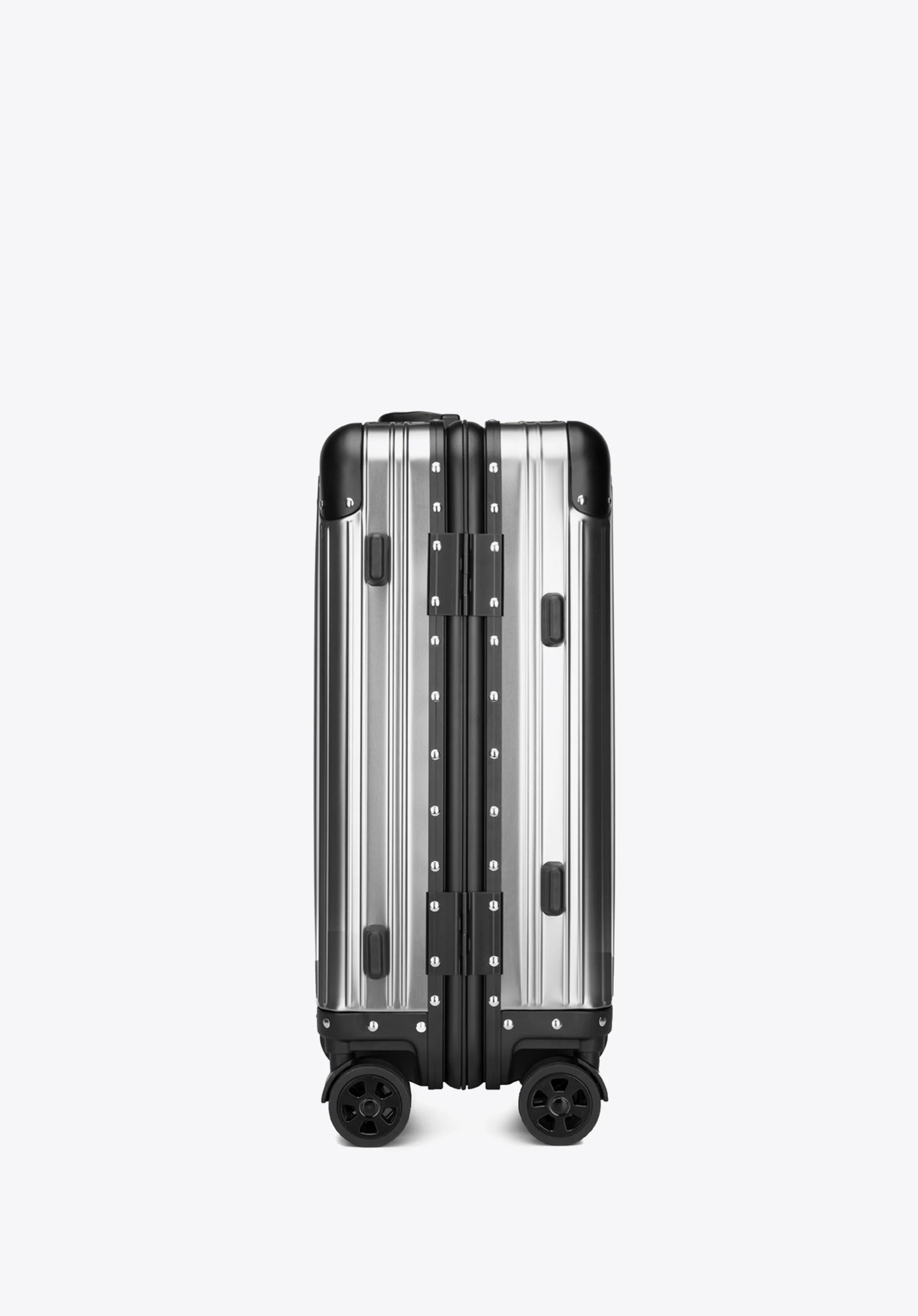 Walizka kabinowa z aluminium