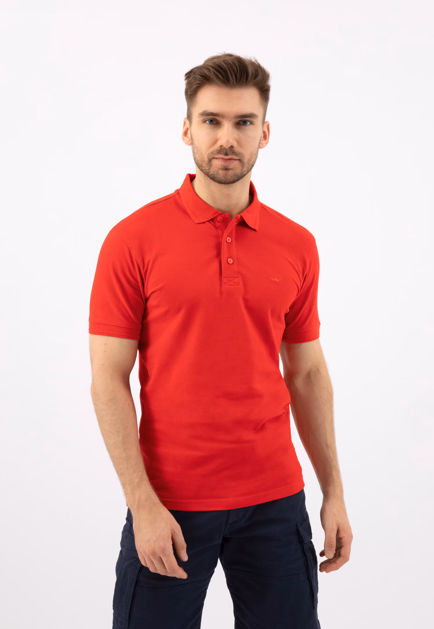 Jasnoniebieskie bawełniane polo męskie z haftowanym logo