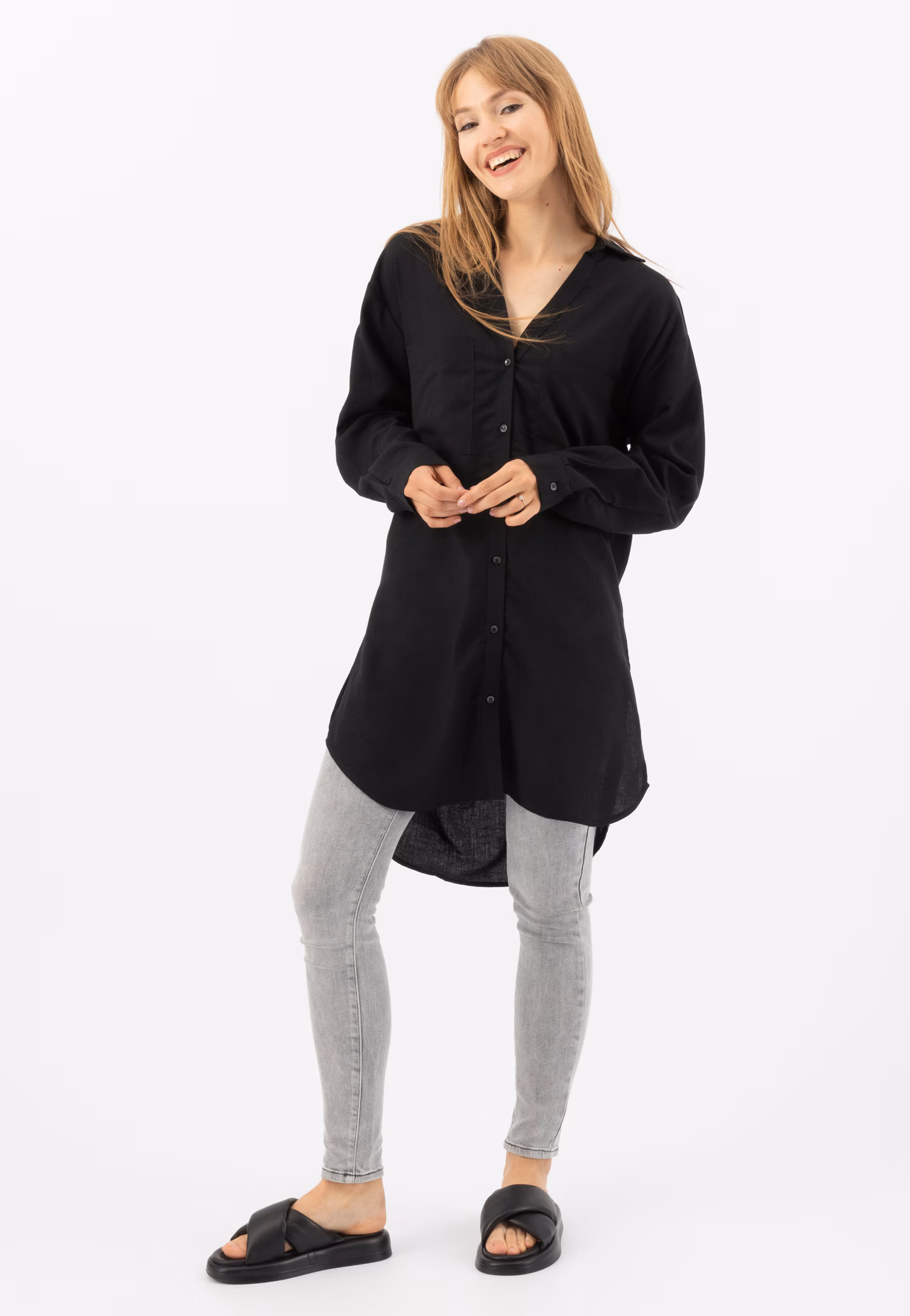 Czarne klapki damskie na grubej podeszwie