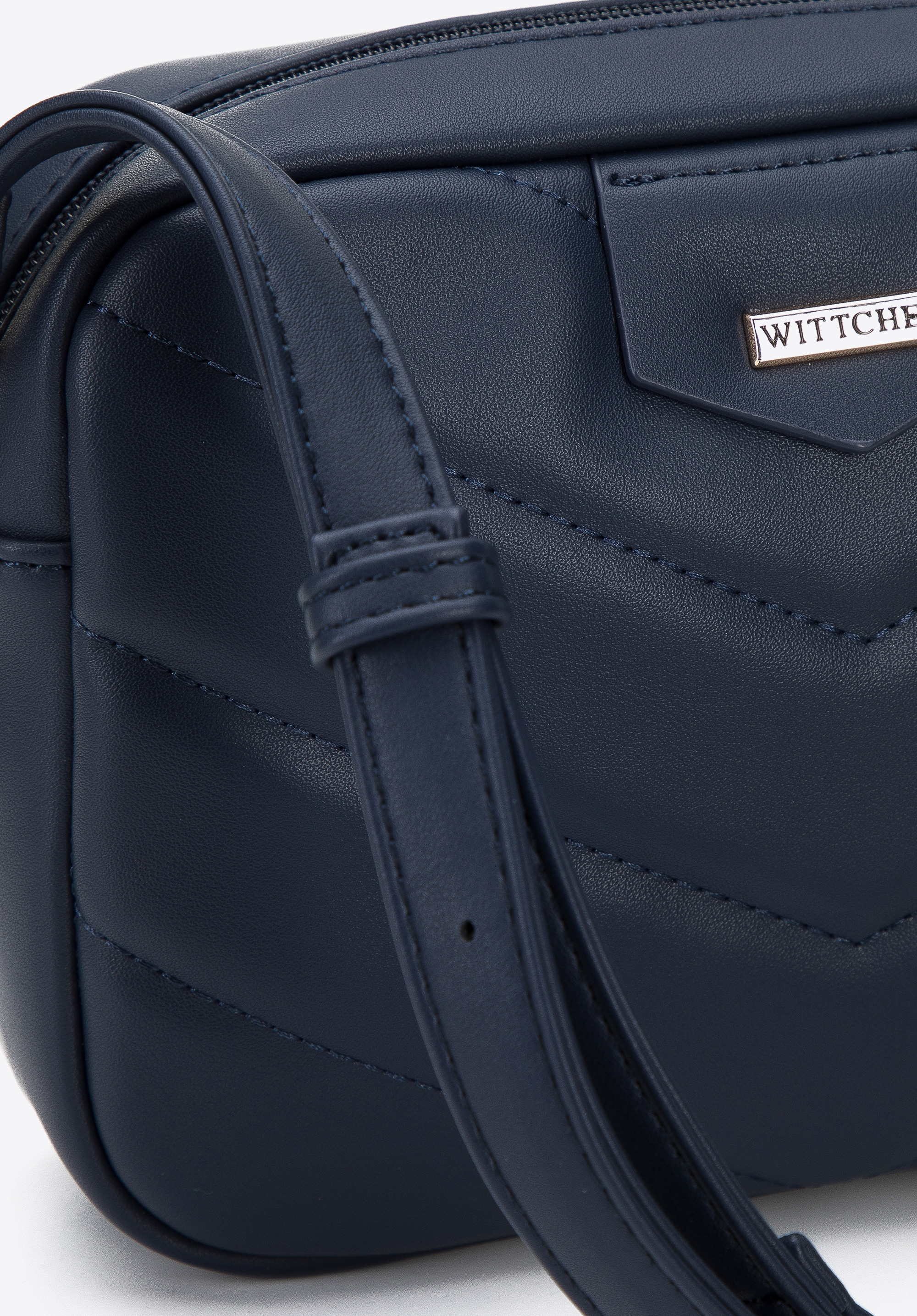 Damska listonoszka z miękkiej ekoskóry pikowana