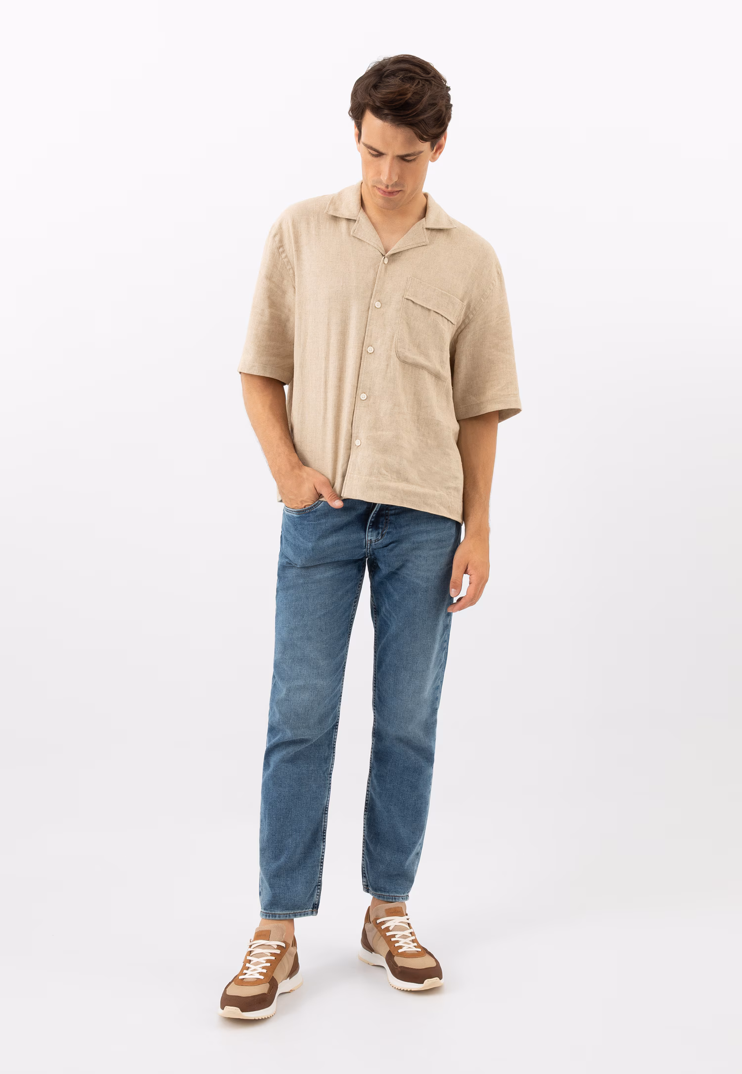 Monochromatyczne sneakersy męskie